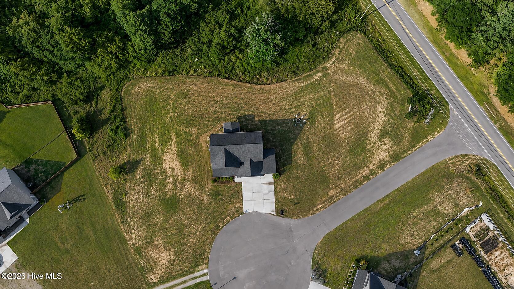 main property photo 5