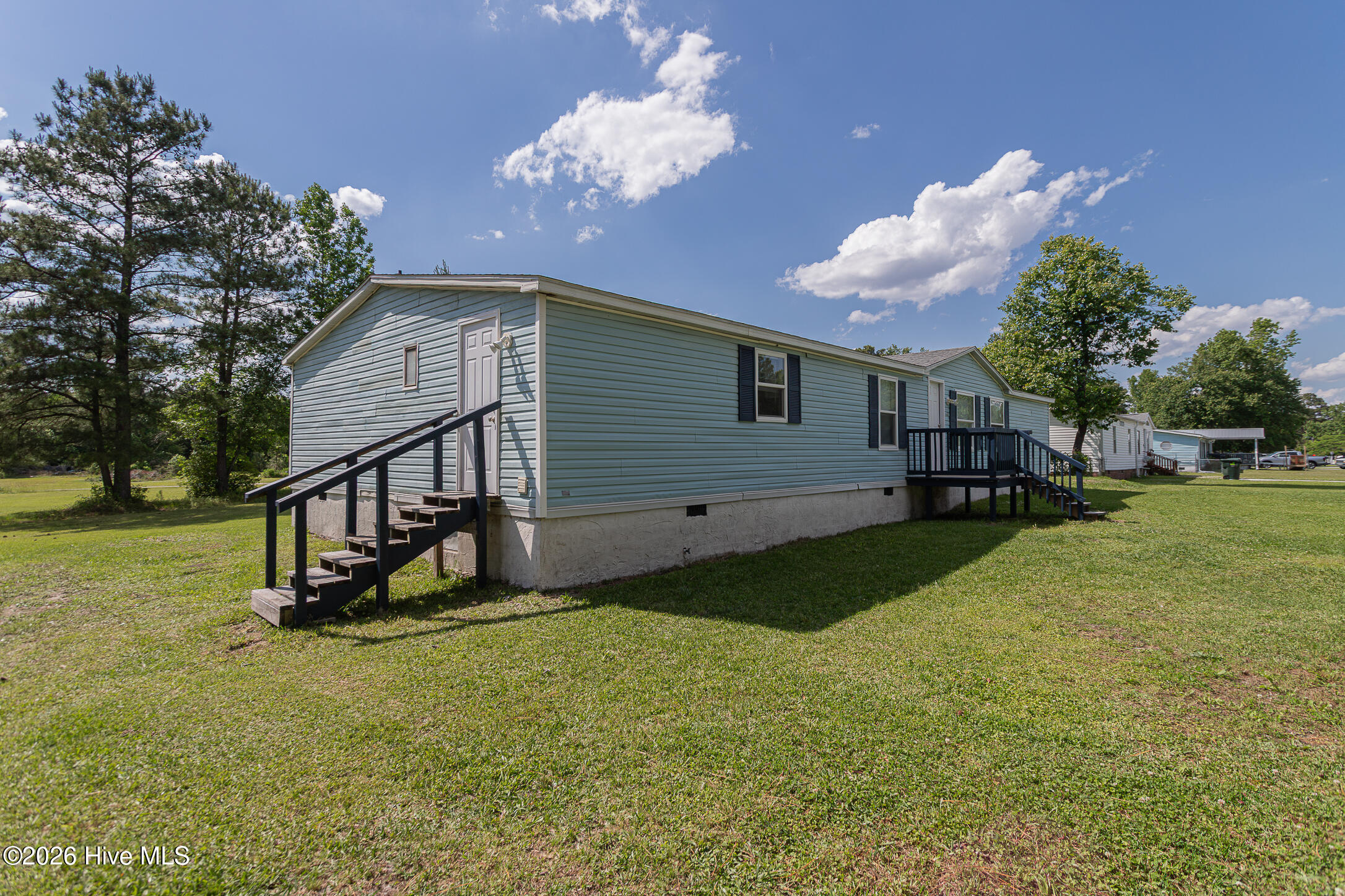 main property photo 4