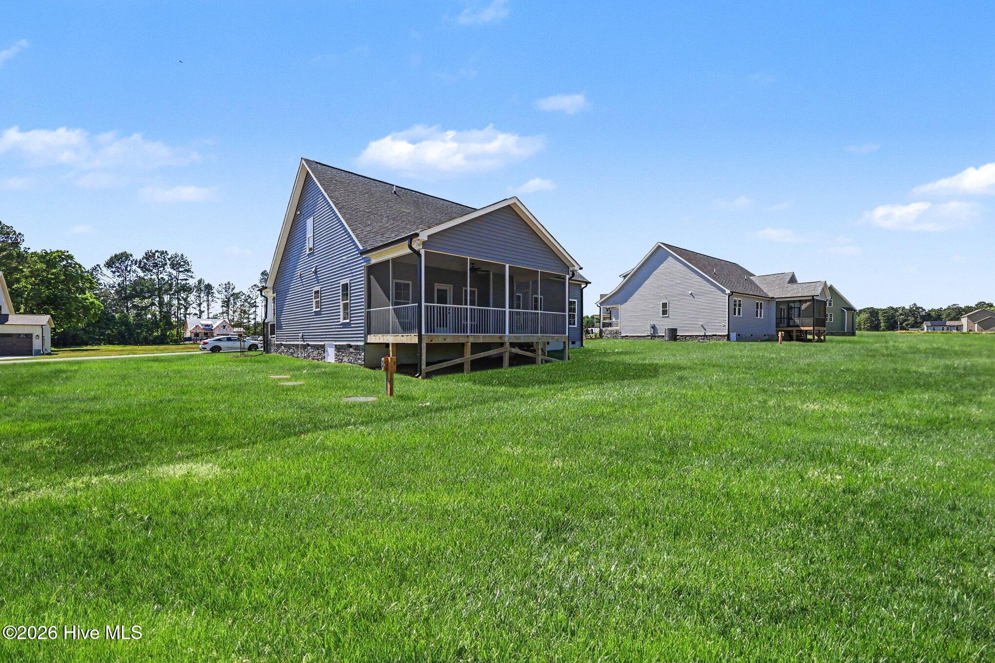 main property photo 37