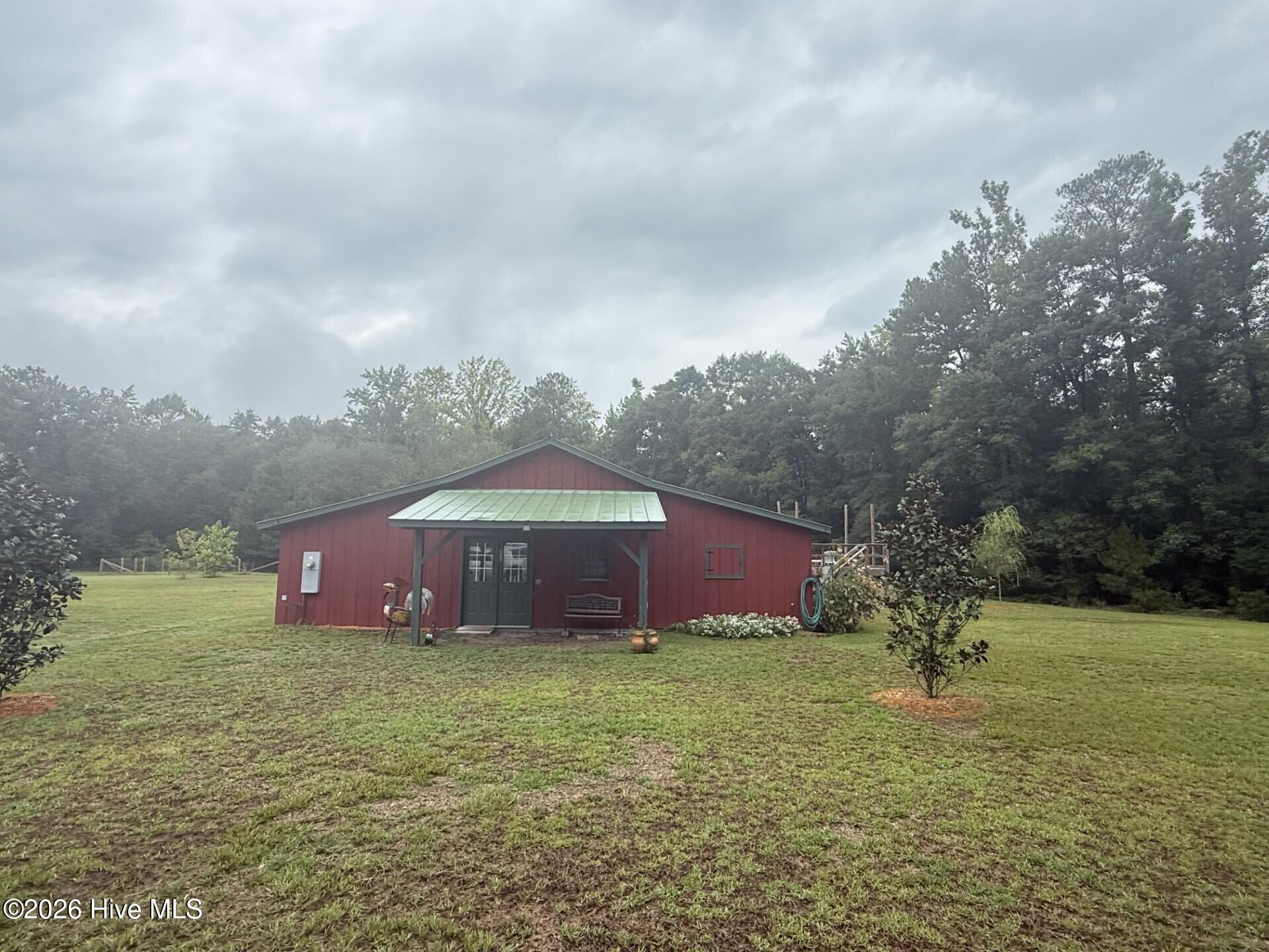 main property photo 27