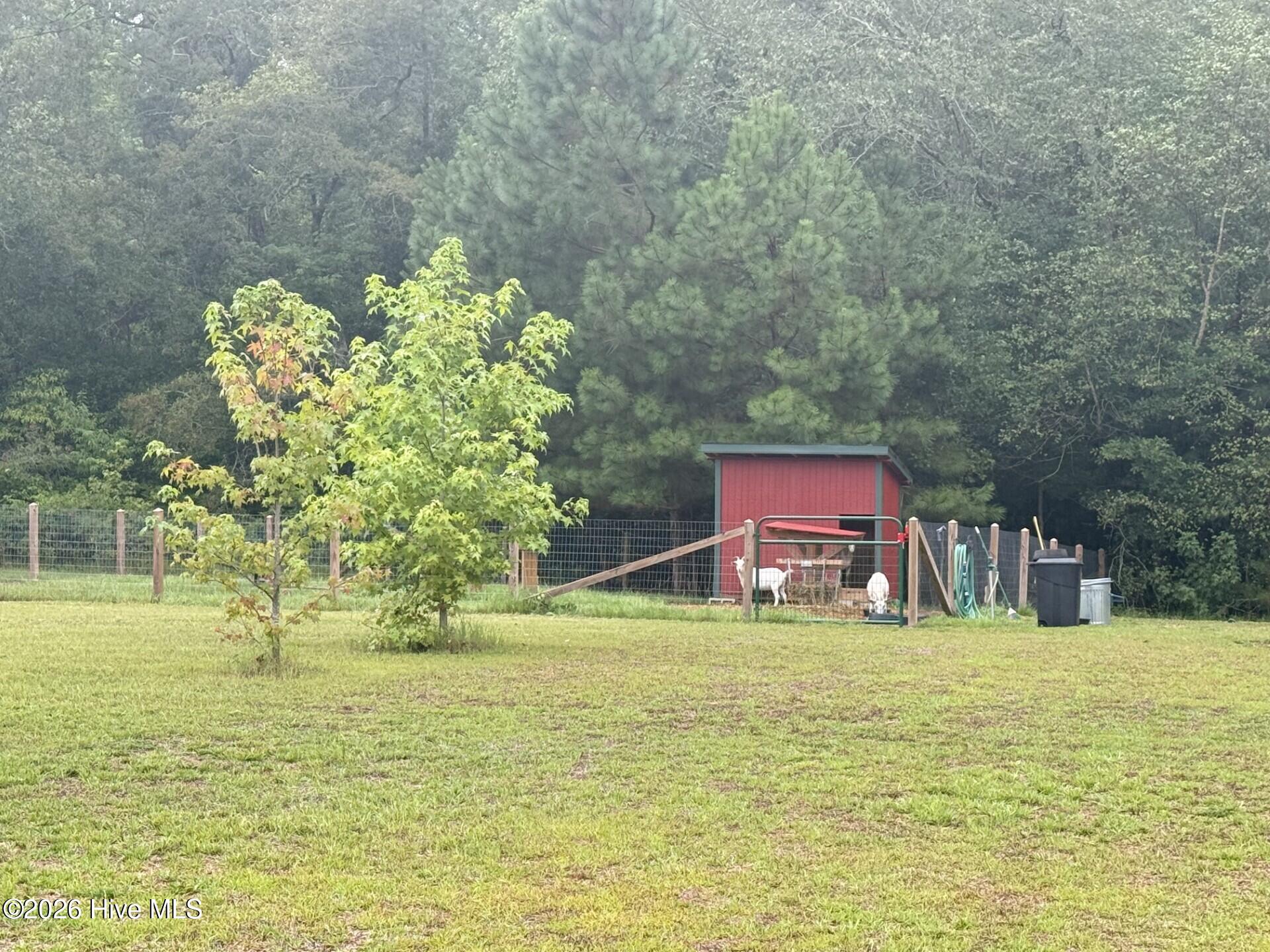 main property photo 29