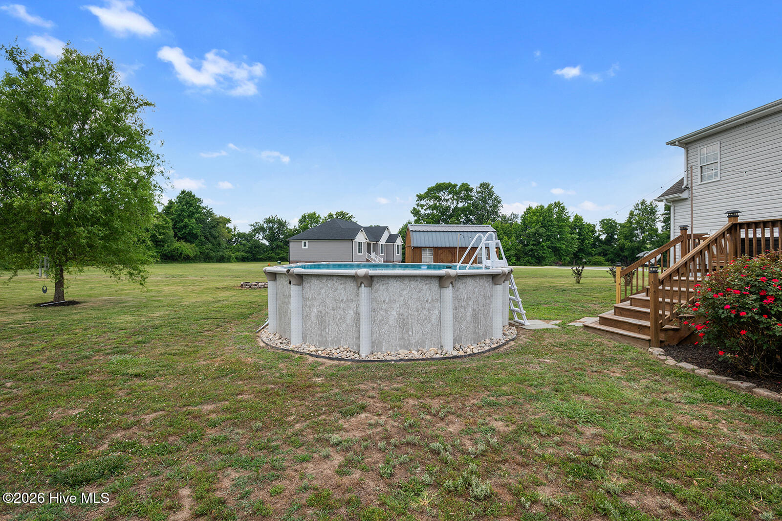 main property photo 44
