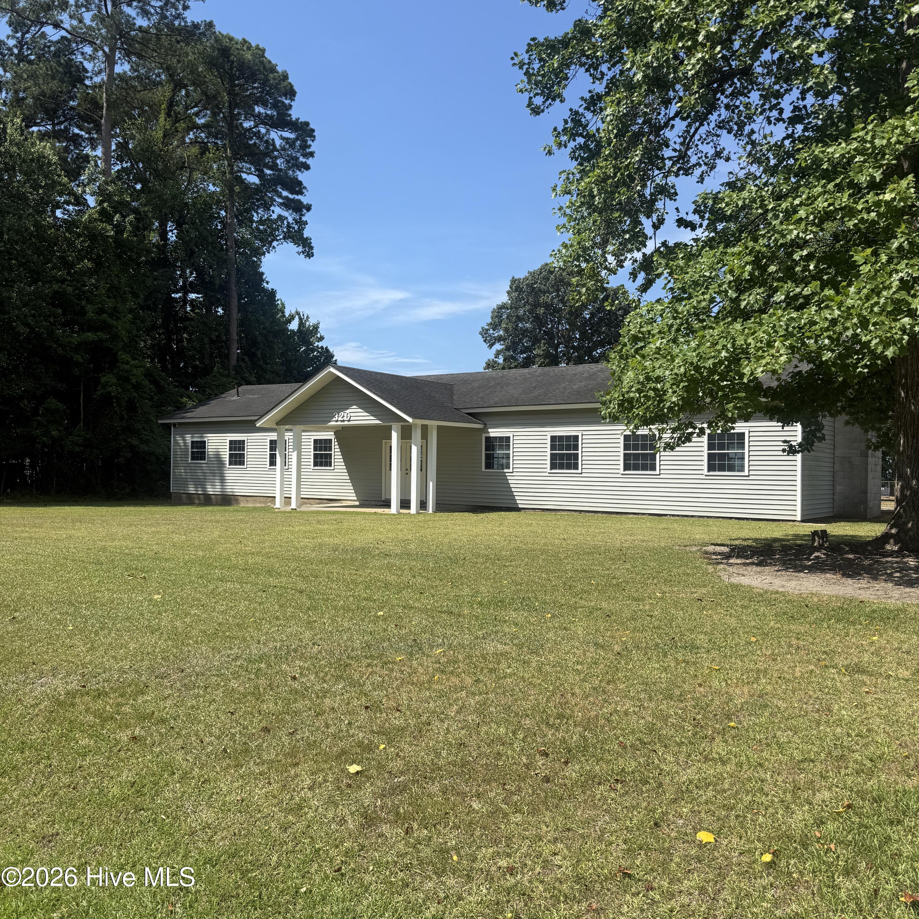 main property photo 5
