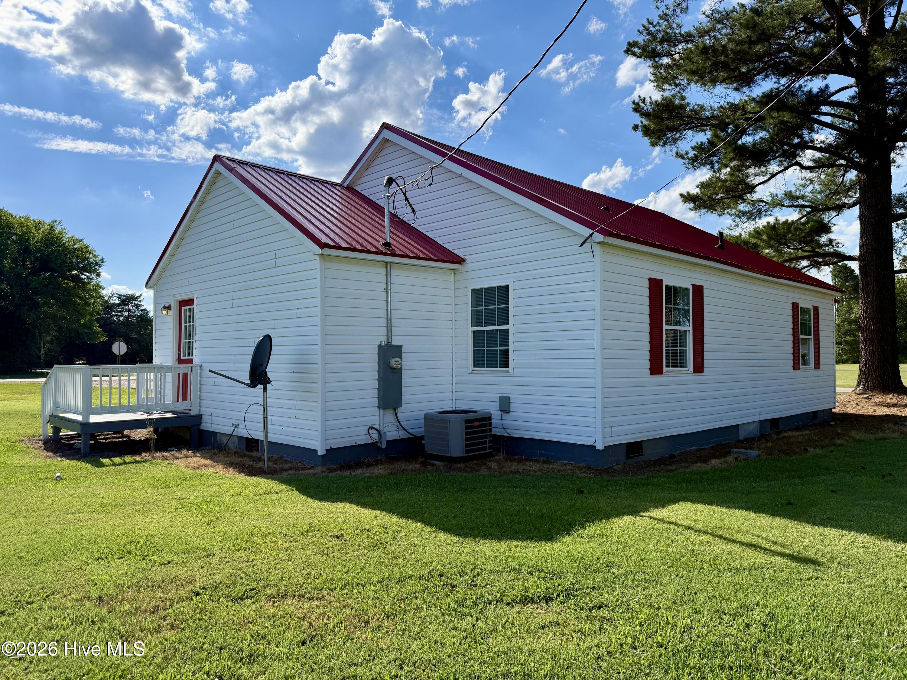 main property photo 5