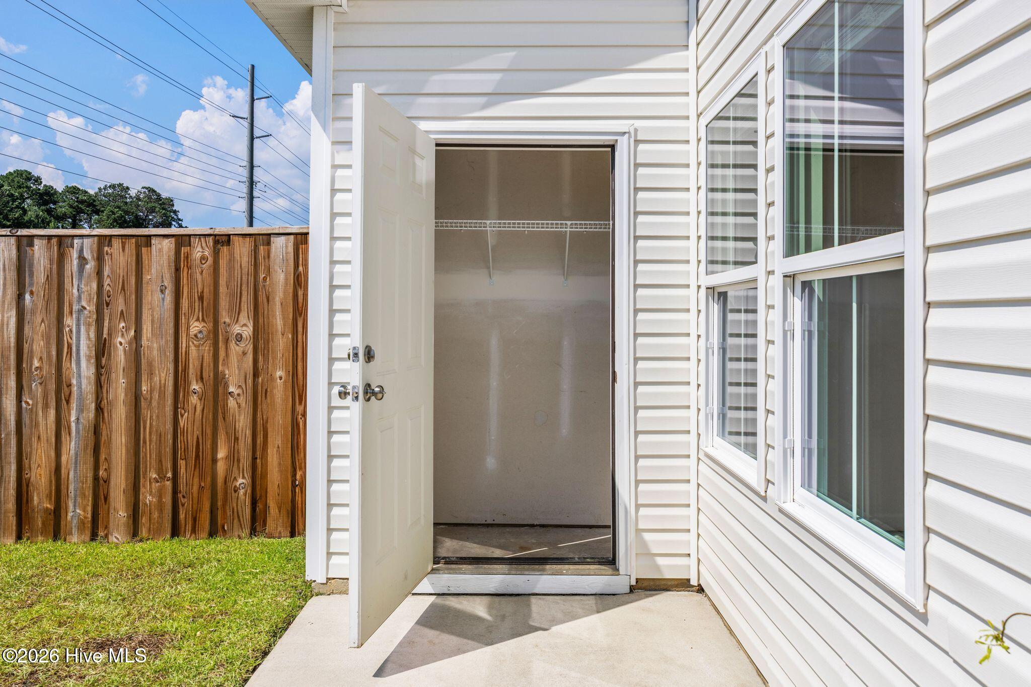 main property photo 43