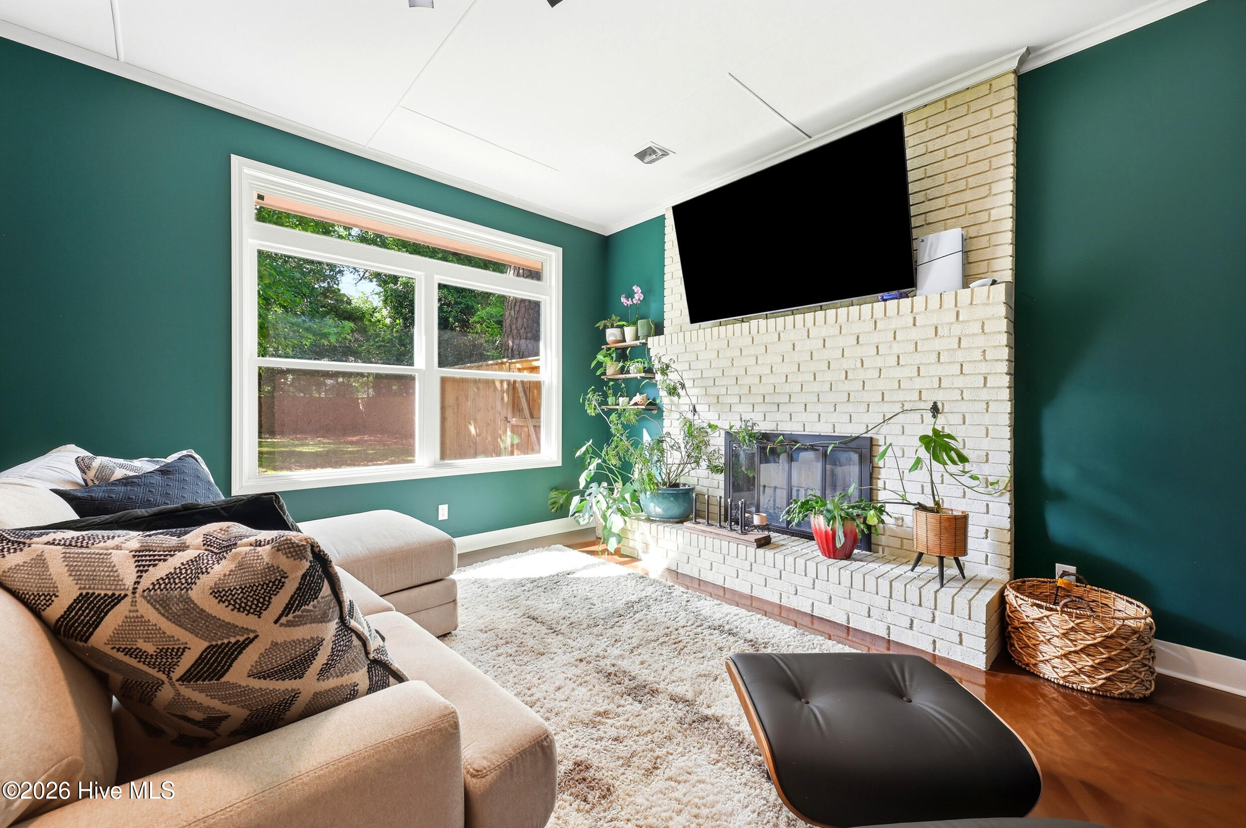 main property photo 27