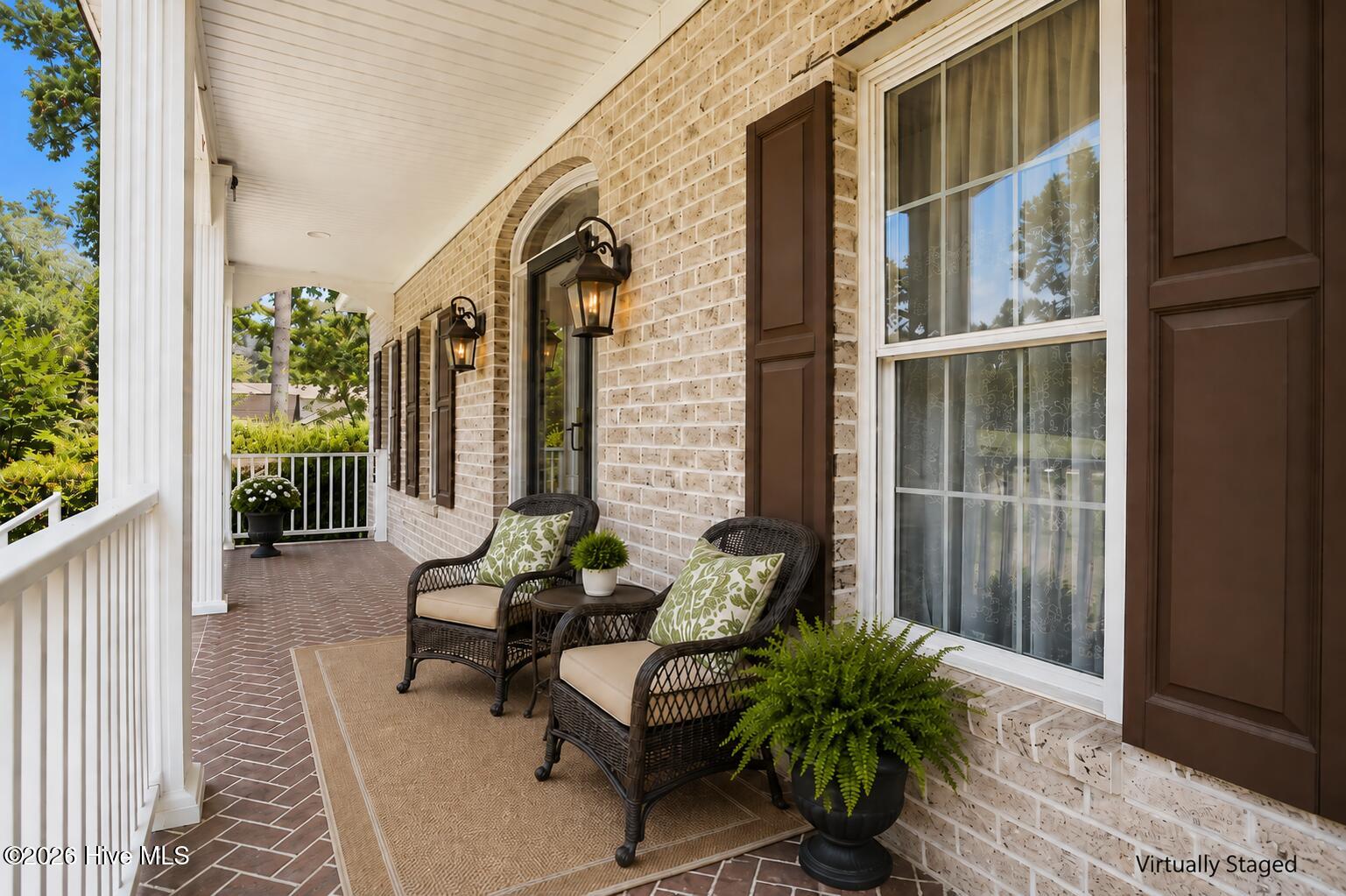 main property photo 9