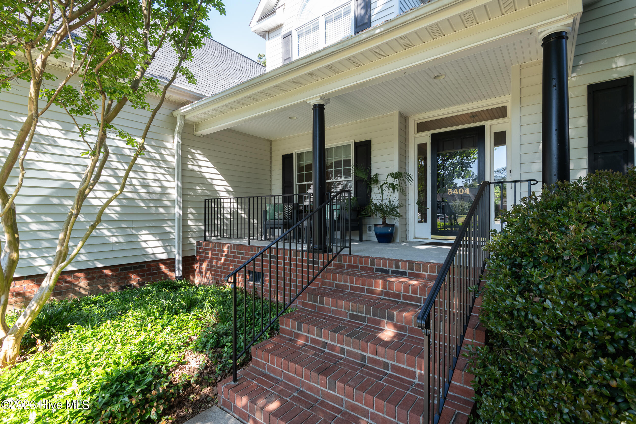 main property photo 29