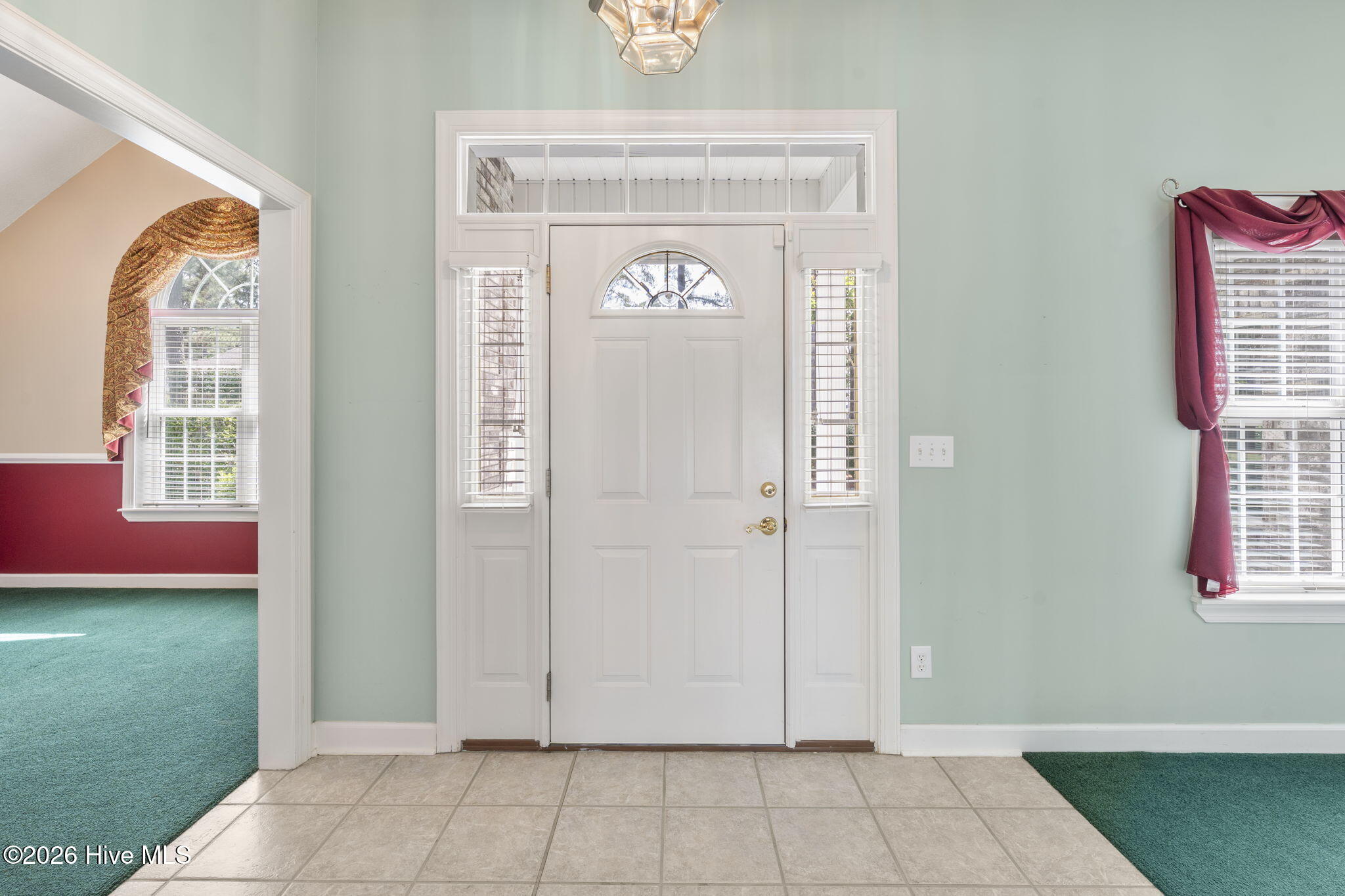 main property photo 6