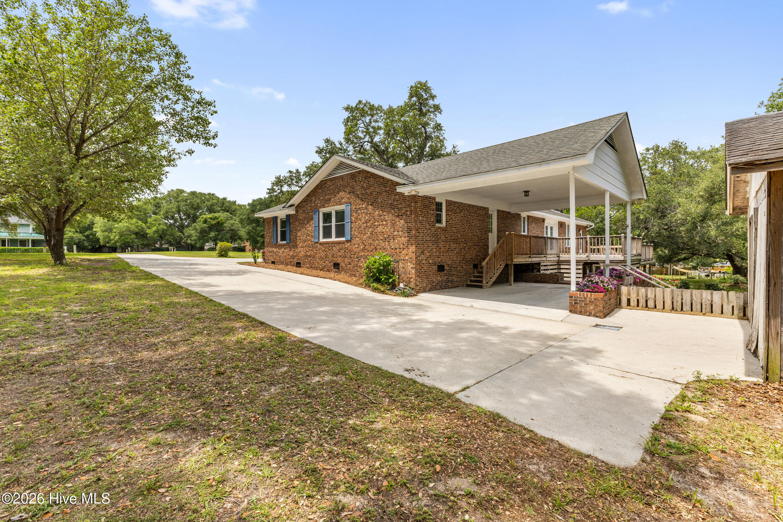 main property photo 5