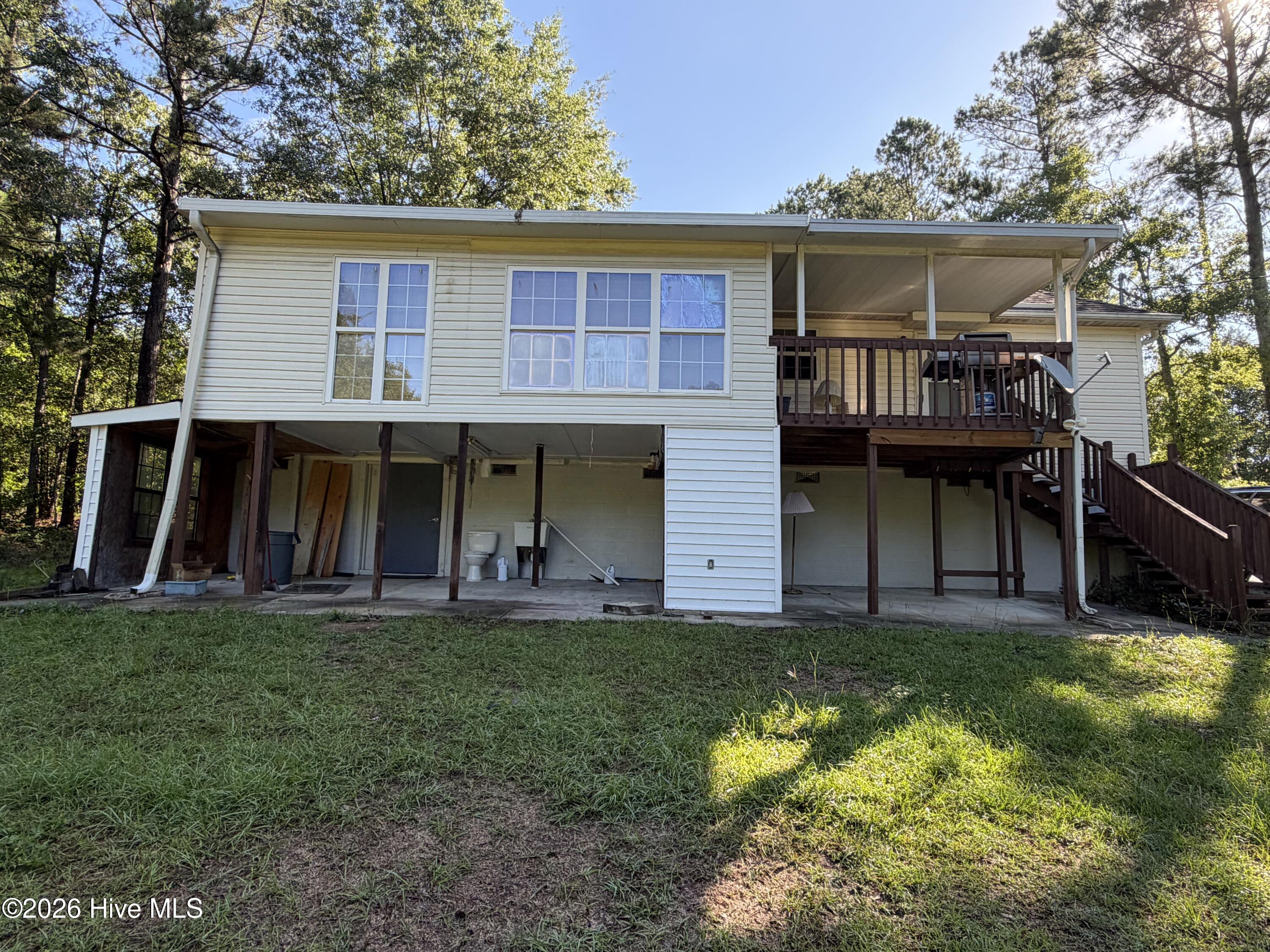 main property photo 25
