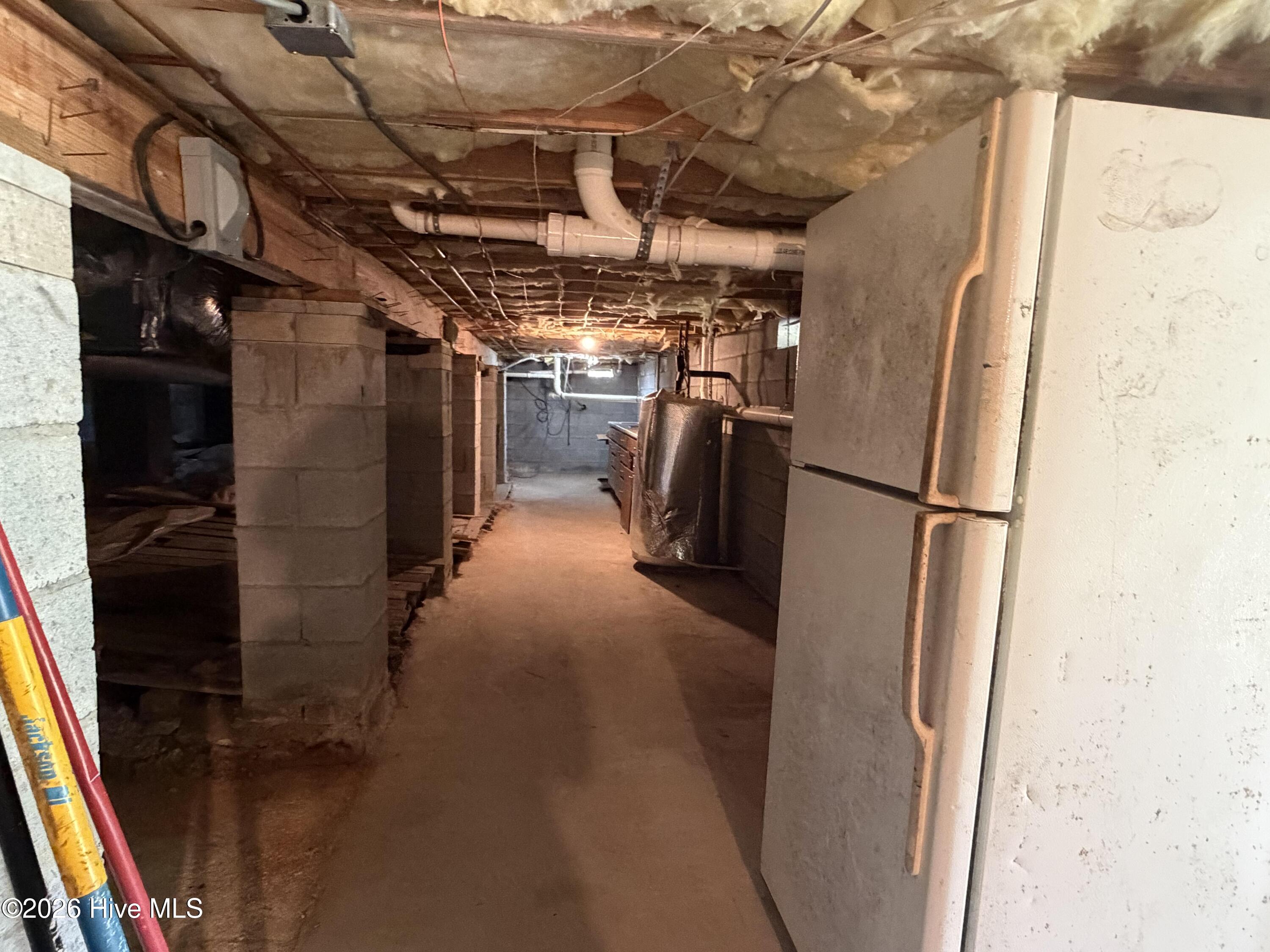 main property photo 28