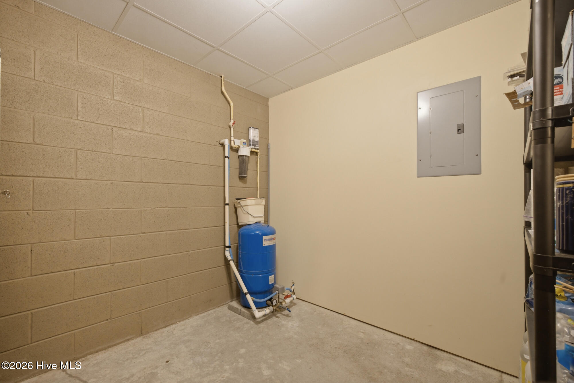 main property photo 64
