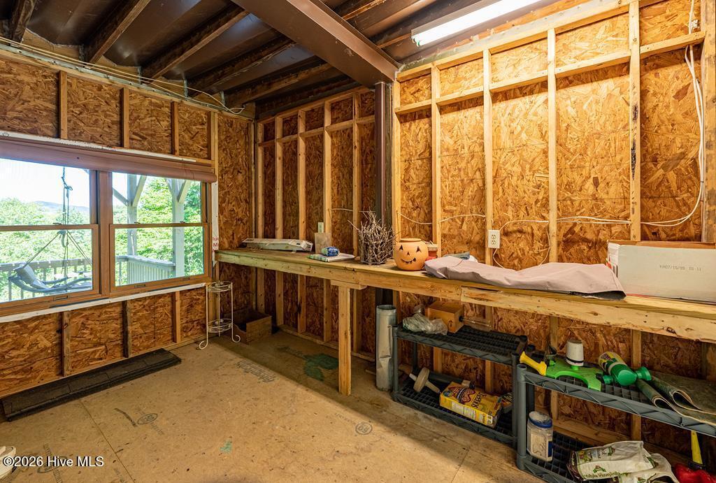 main property photo 70