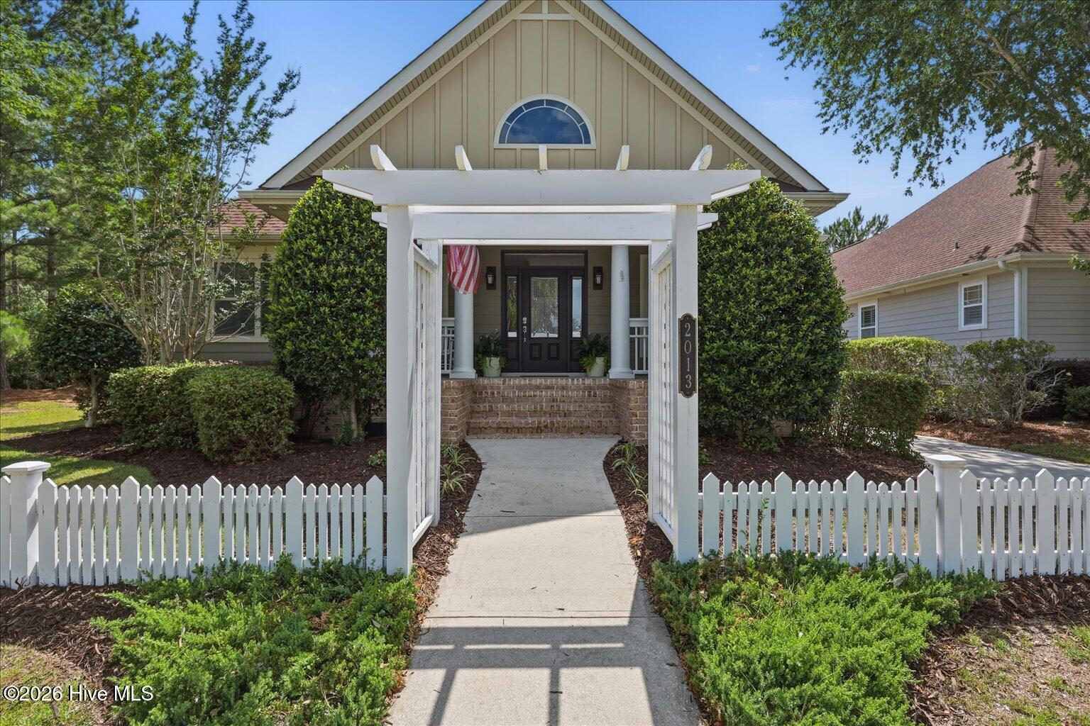 main property photo 5