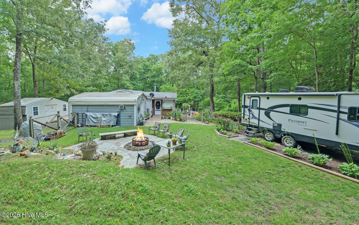 main property photo 14