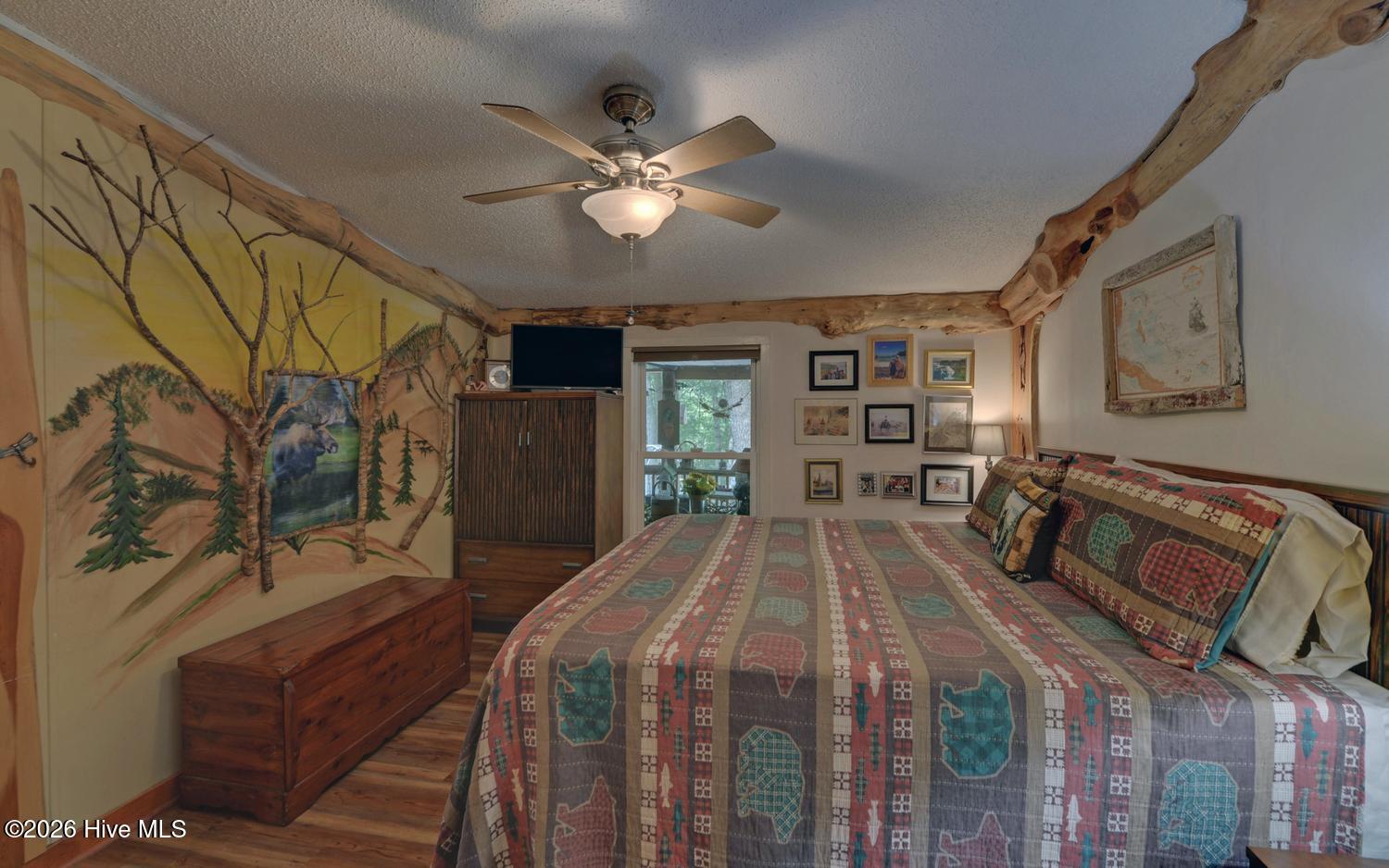 main property photo 35