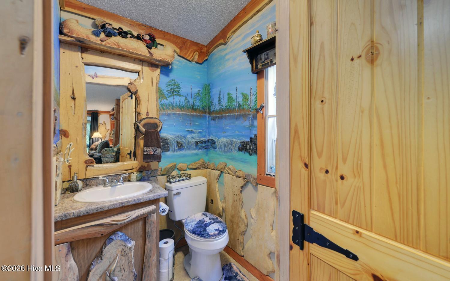 main property photo 8