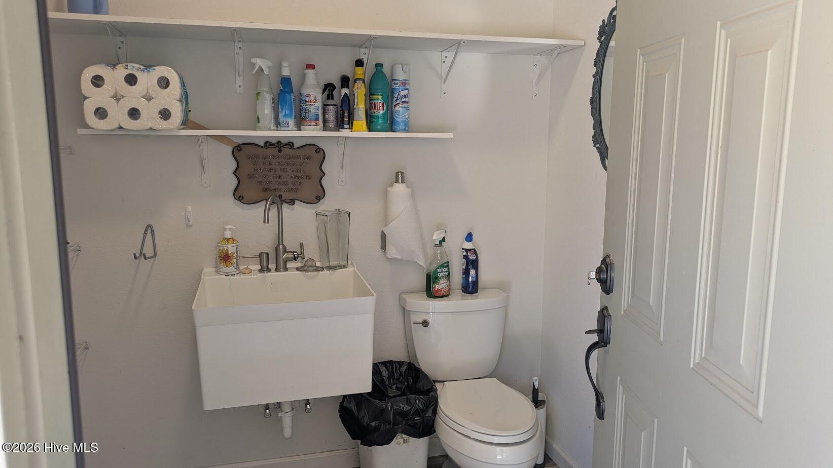 main property photo 10