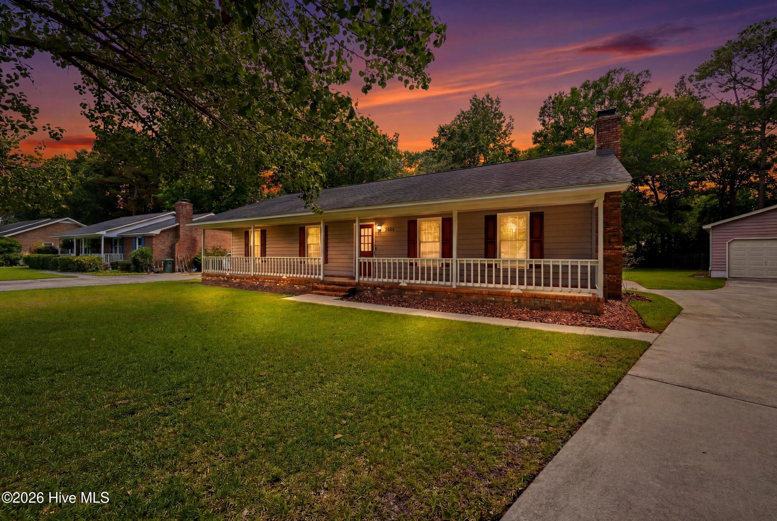 main property photo 4