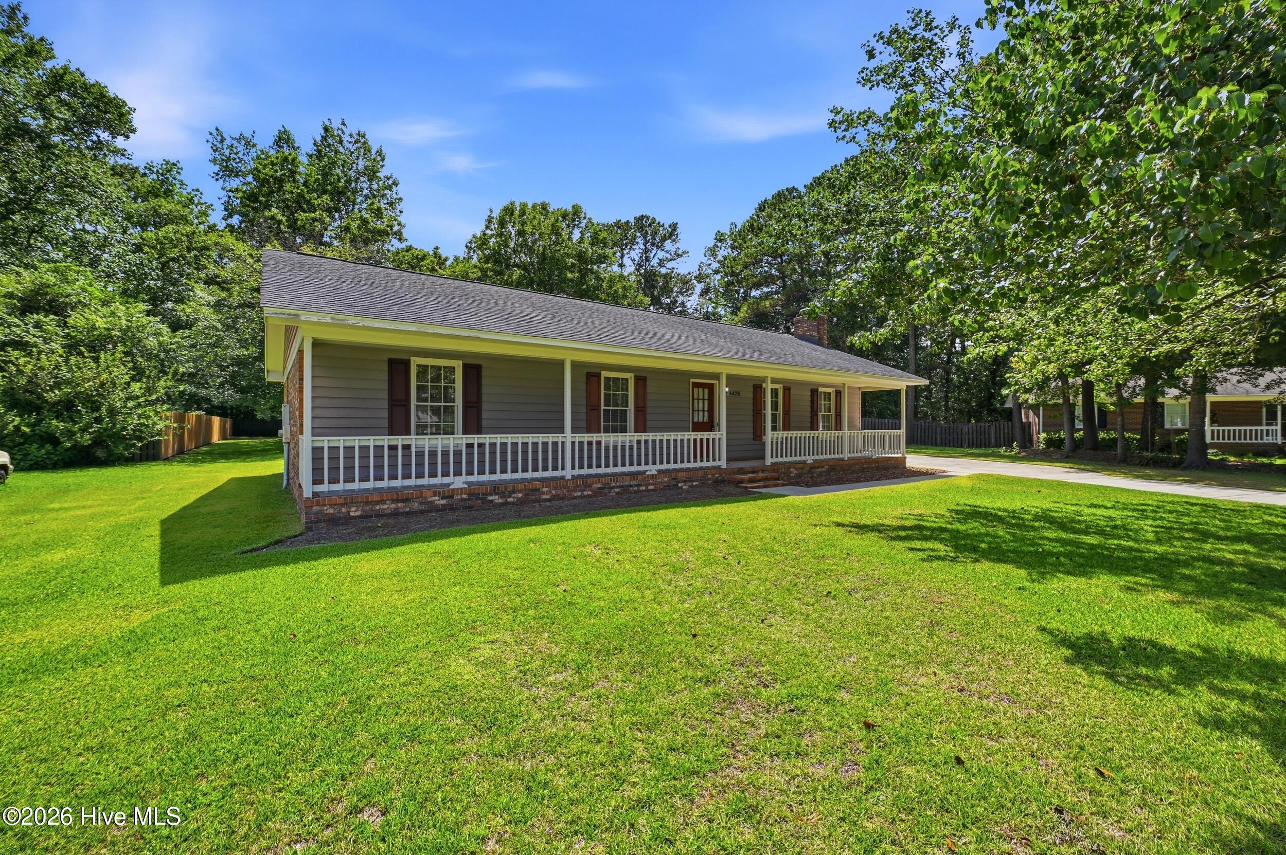main property photo 6