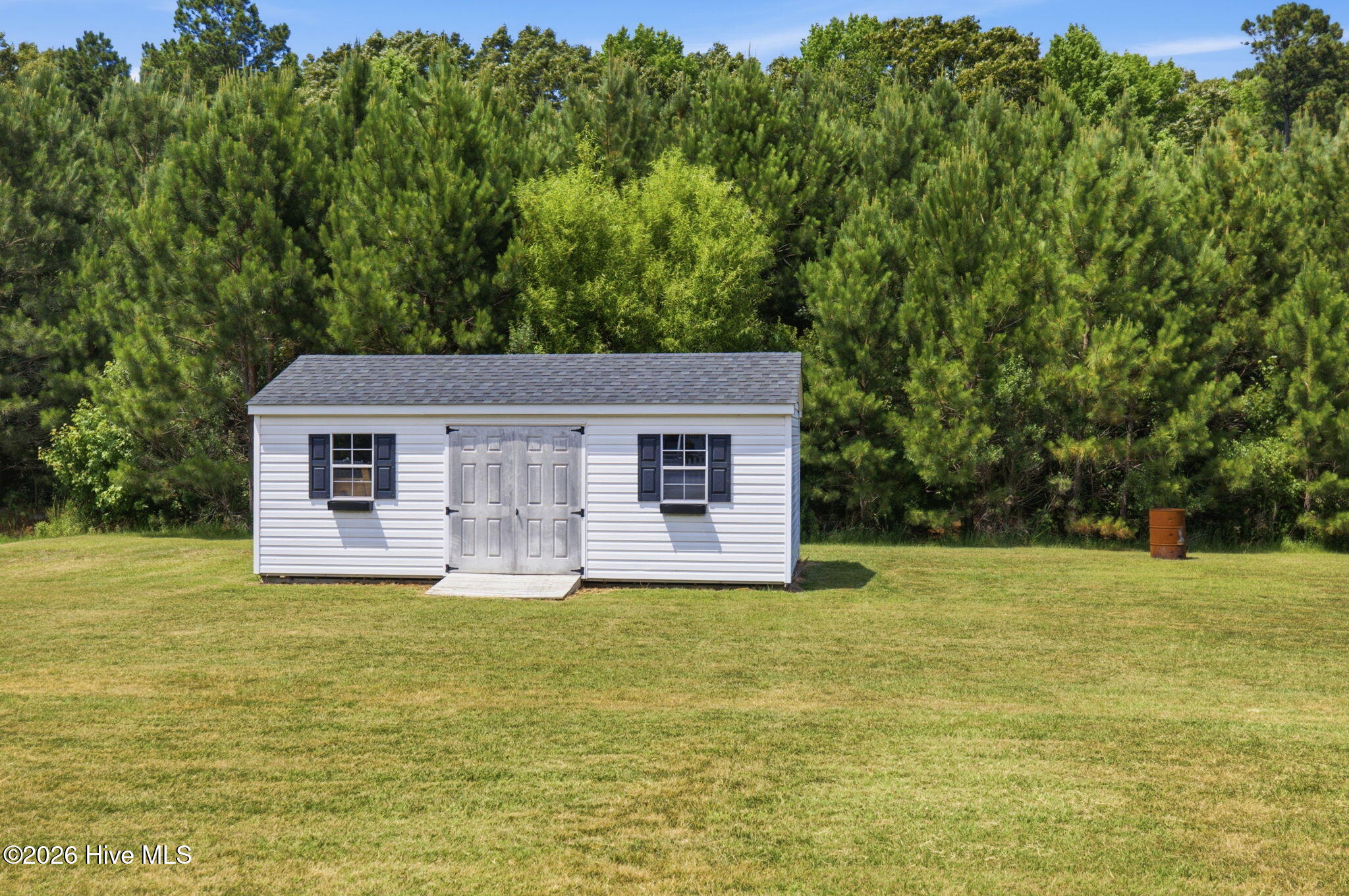 main property photo 58