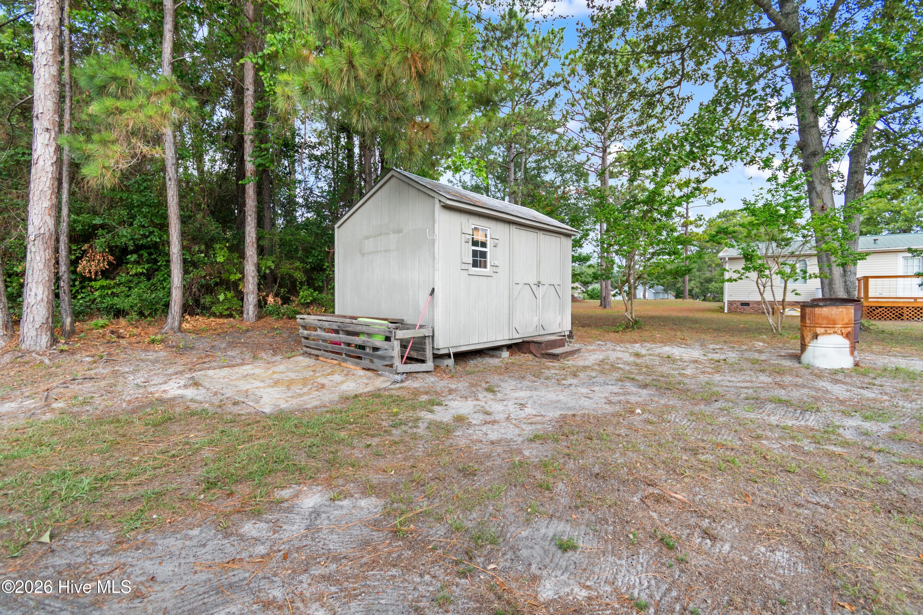 main property photo 32