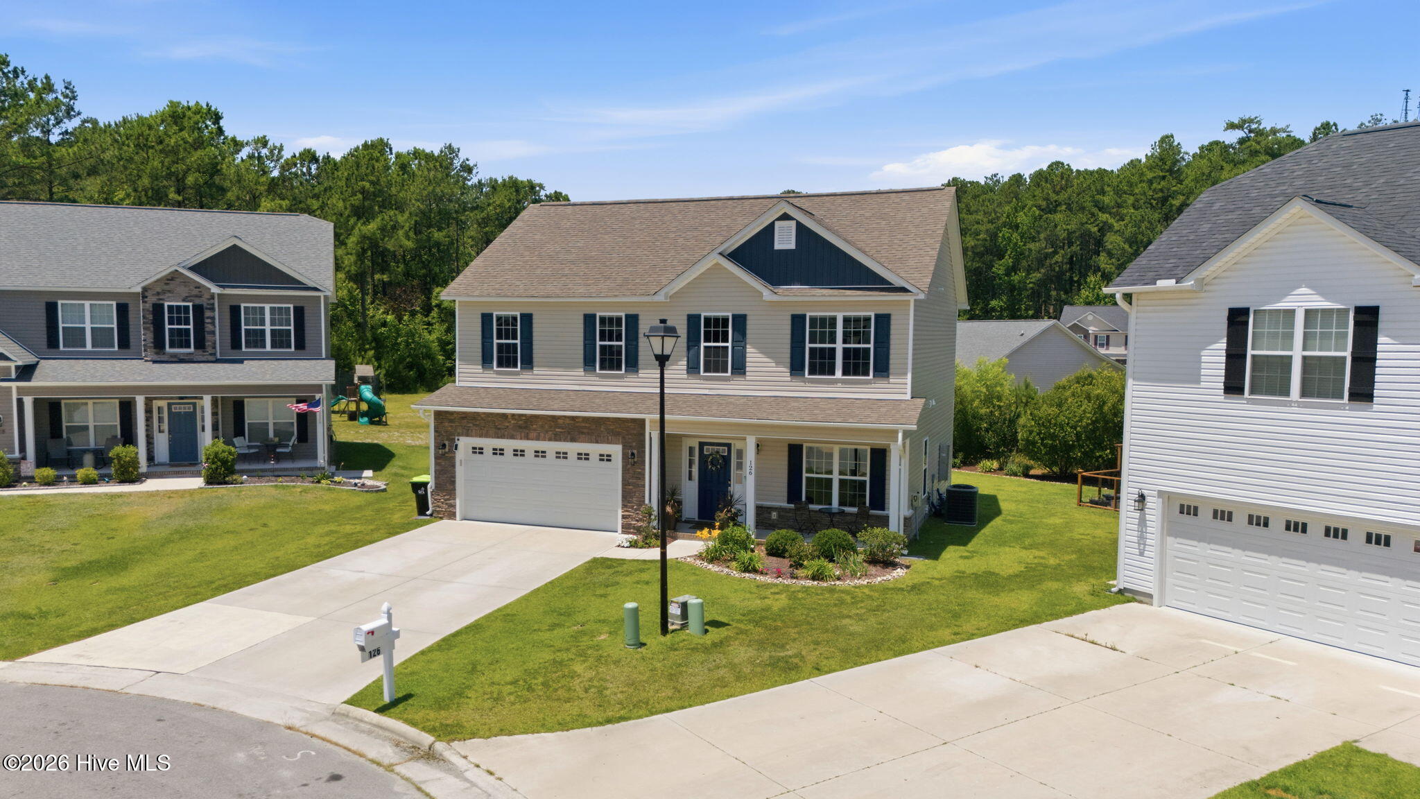 main property photo 2