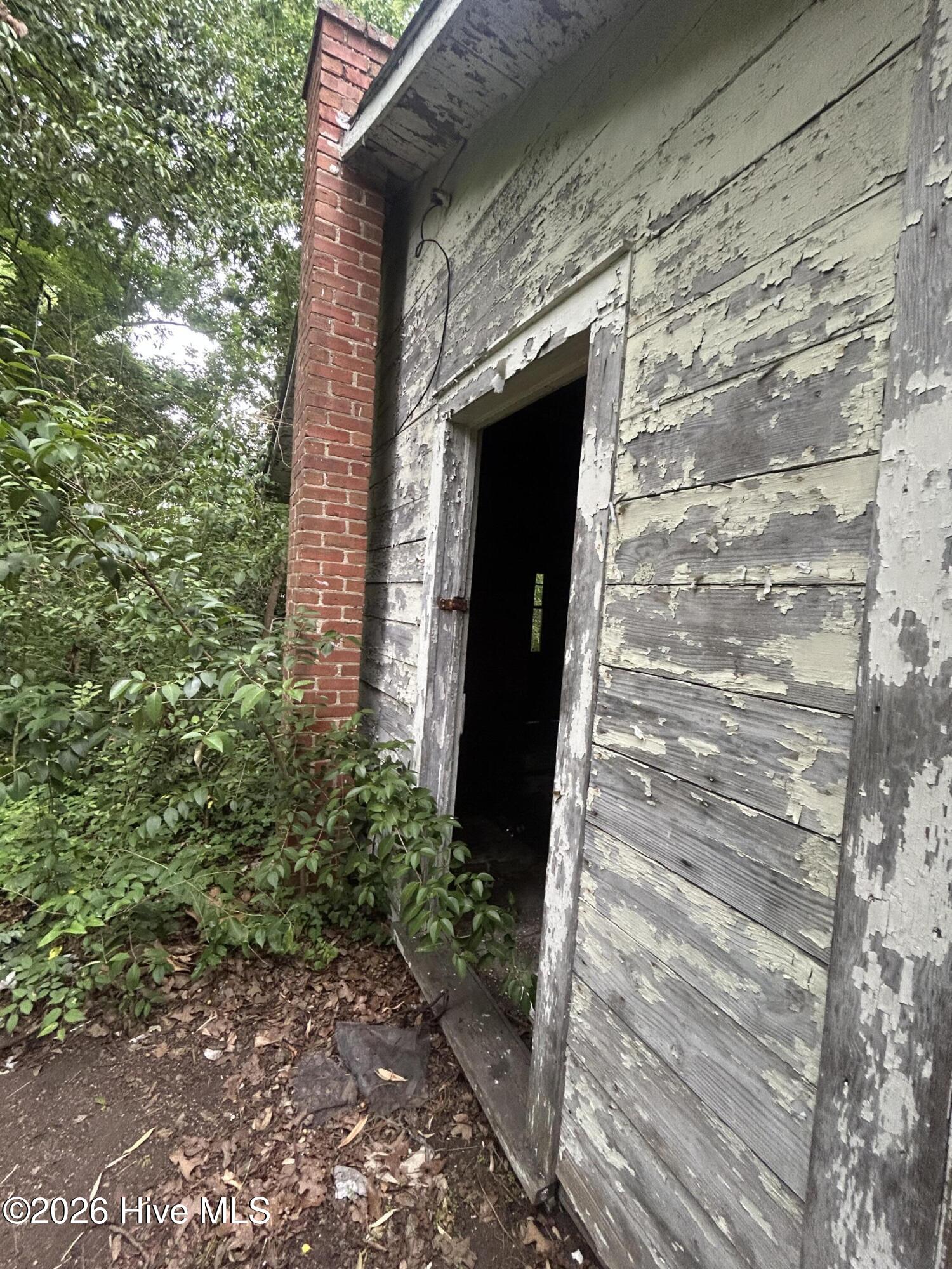 main property photo 65