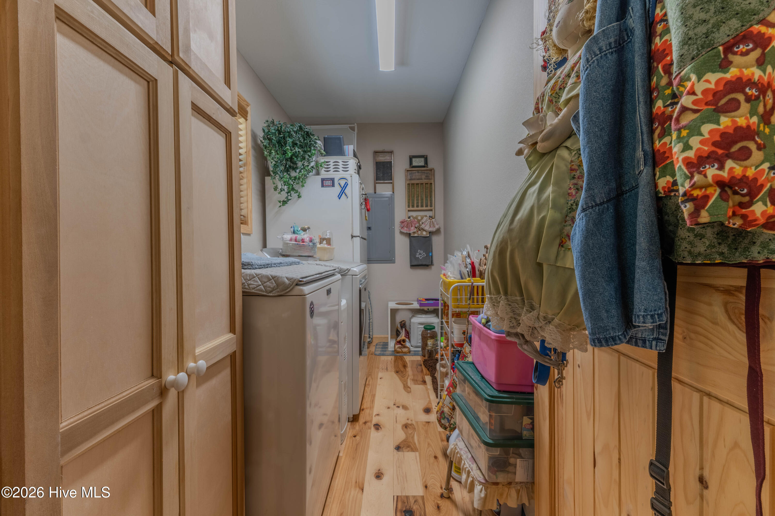 main property photo 27