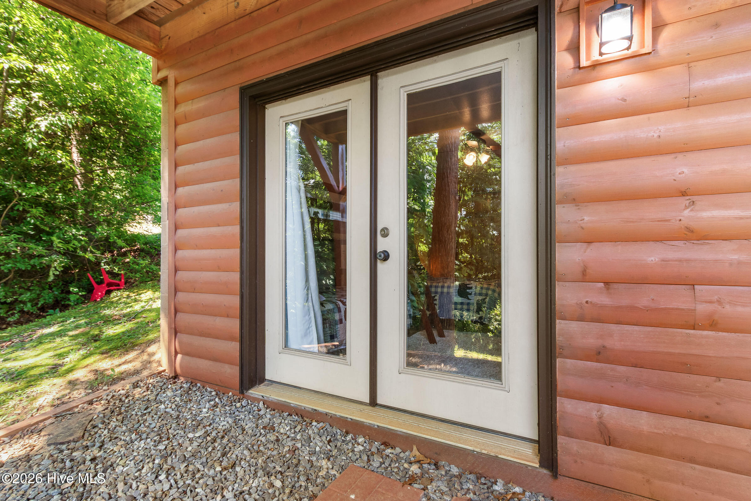 main property photo 74