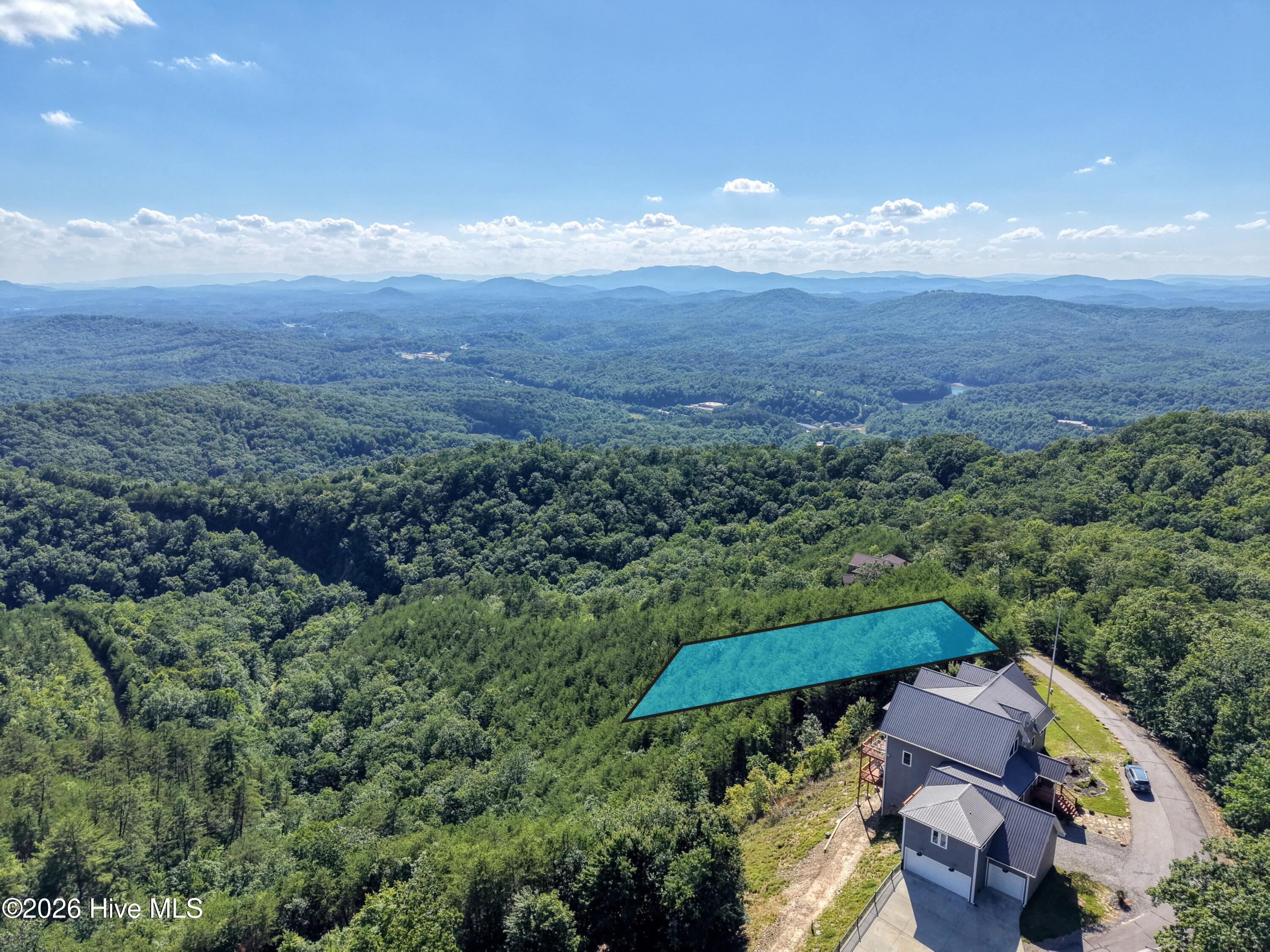 main property photo 14
