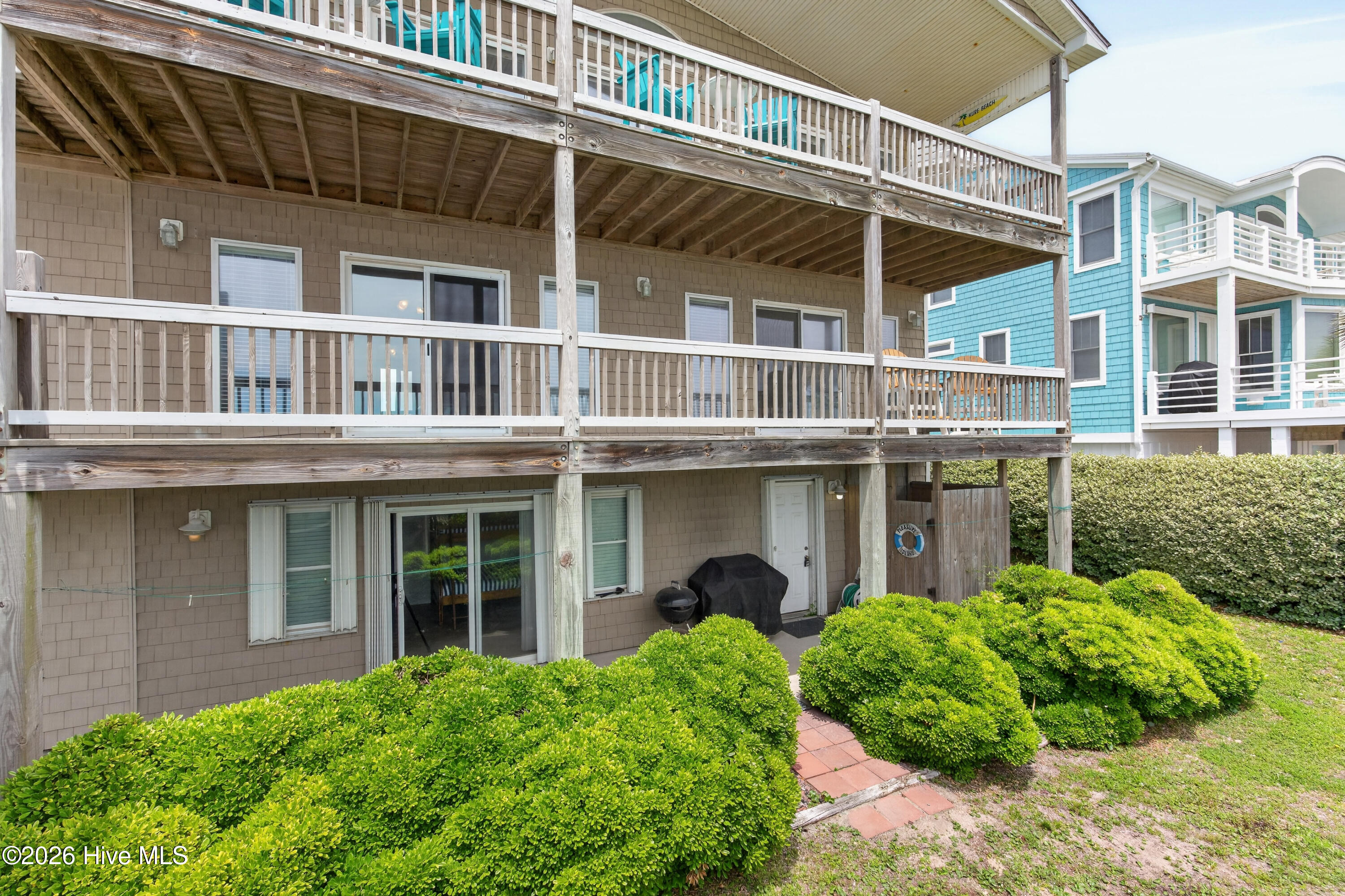 main property photo 60