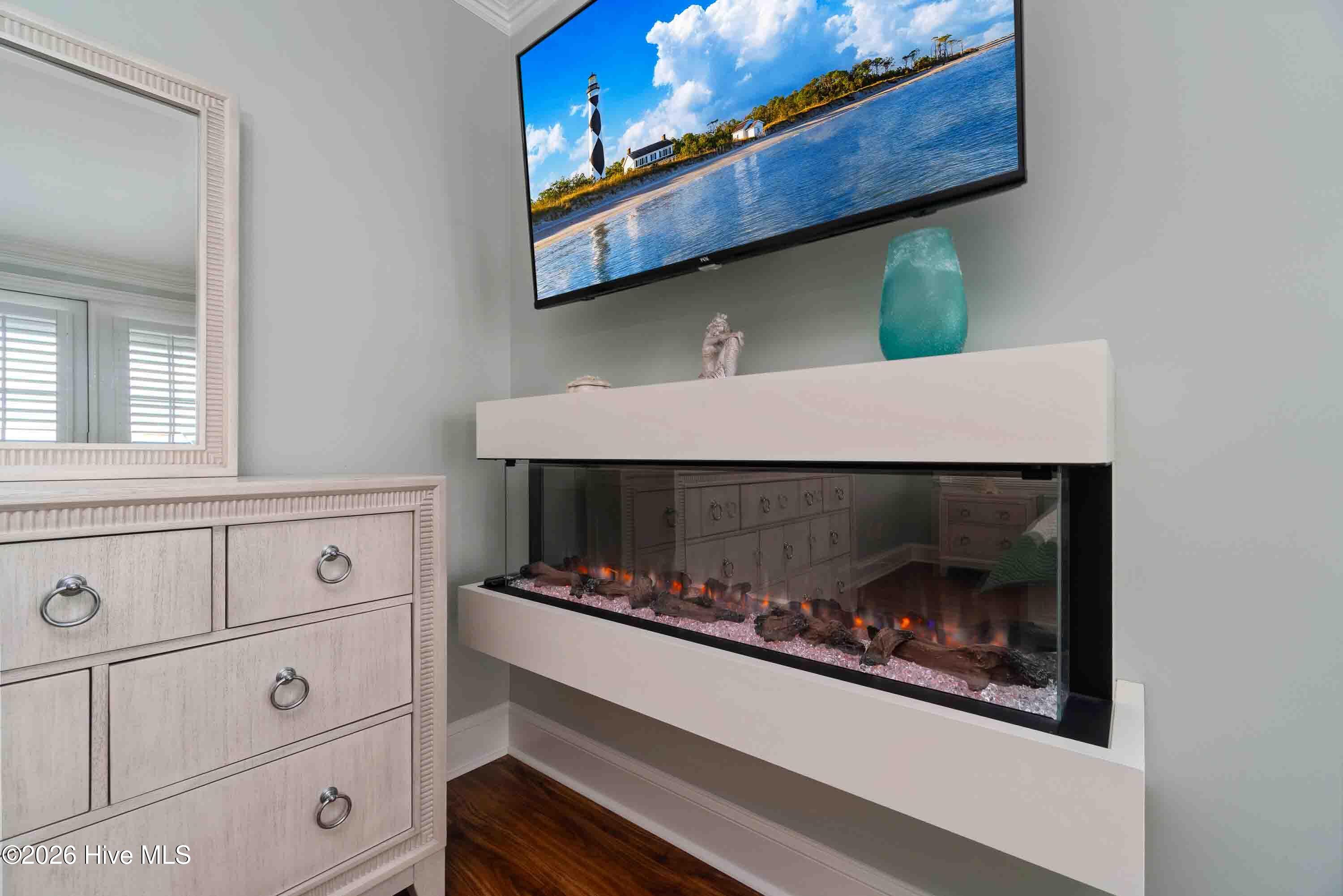 main property photo 74