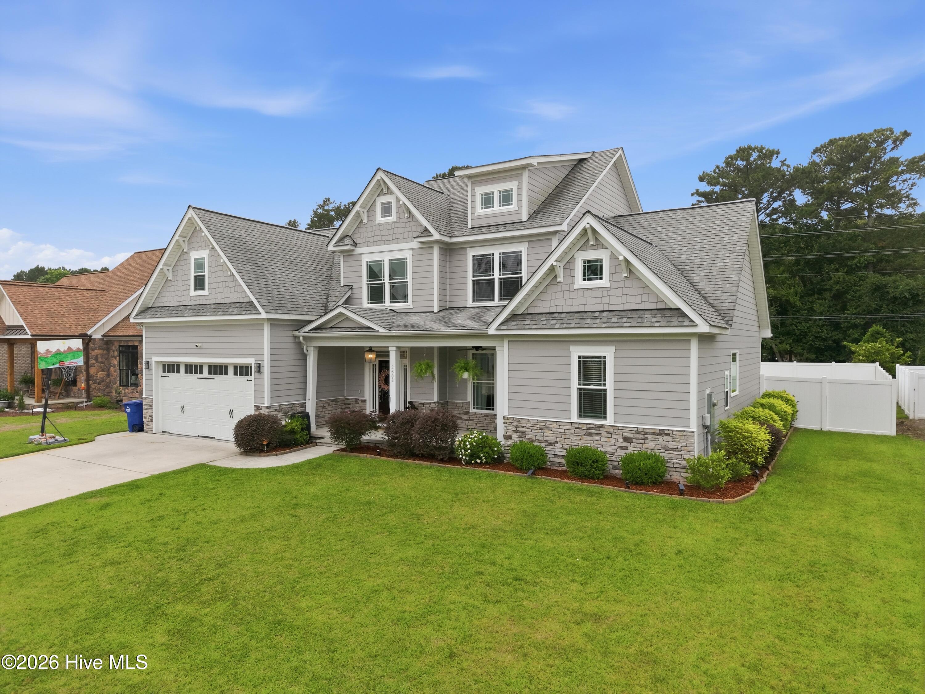 main property photo 40
