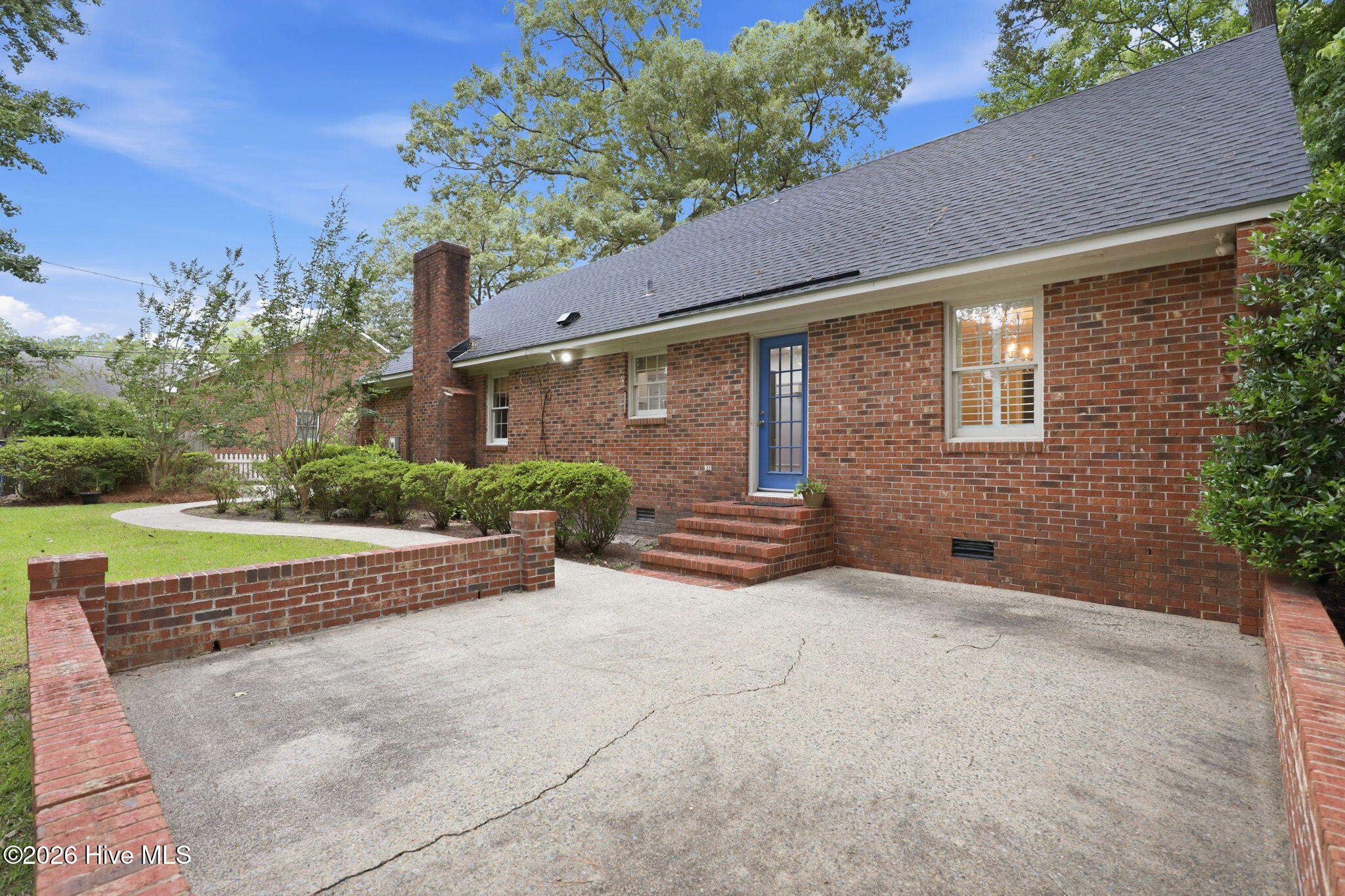 main property photo 42