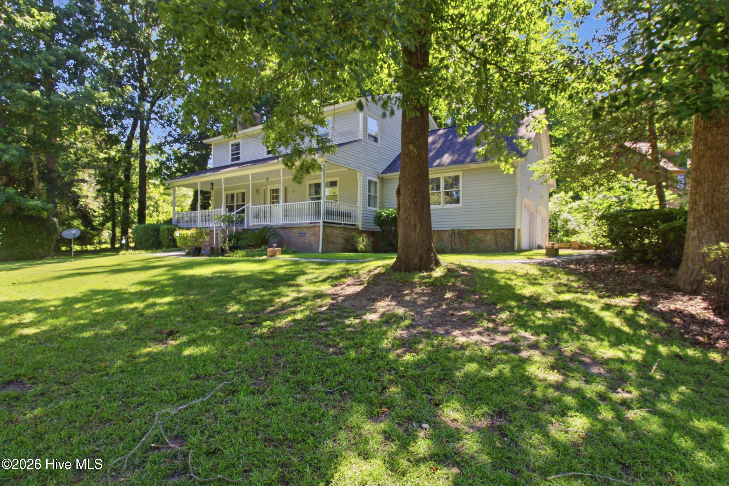 main property photo 27