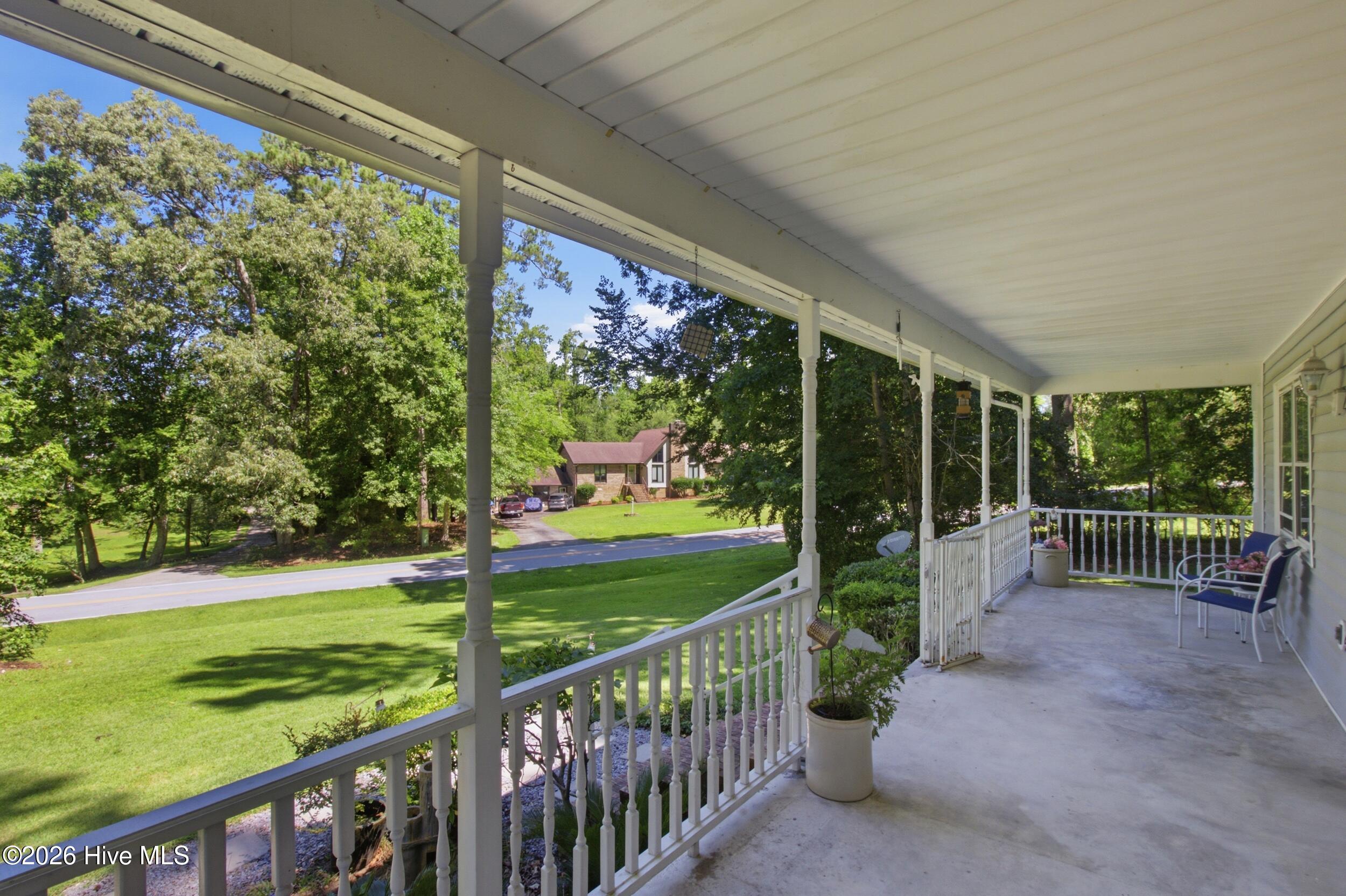 main property photo 29