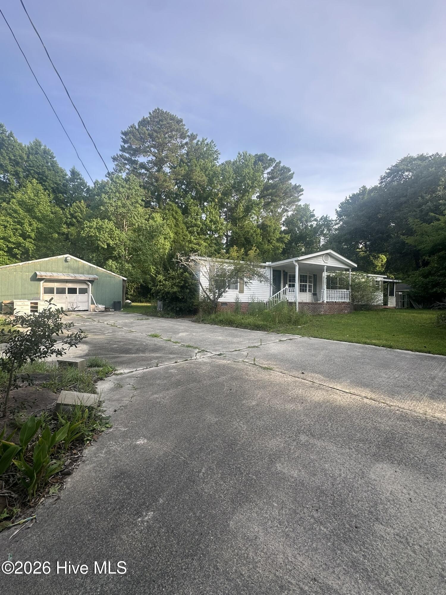 main property photo 19