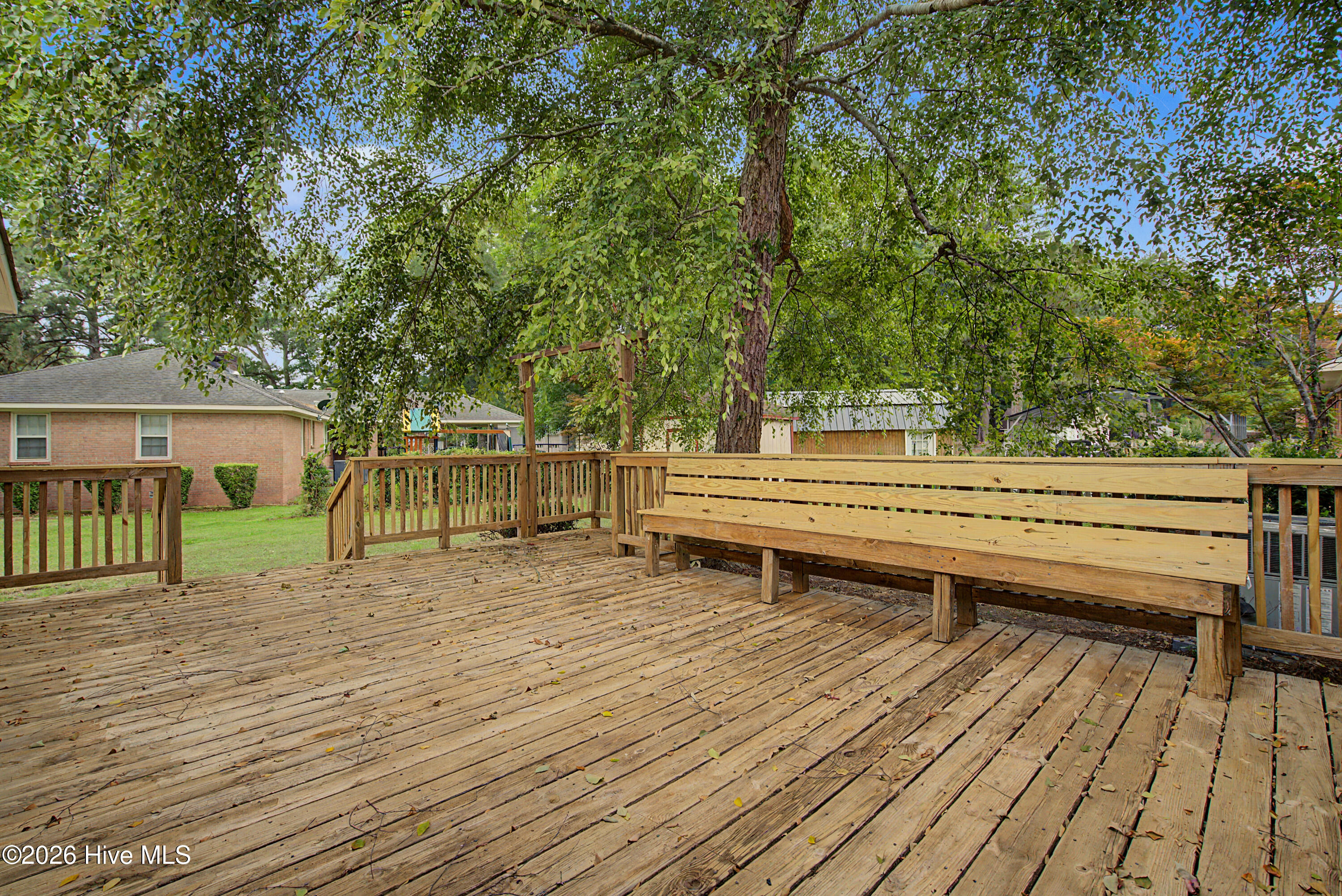 main property photo 19
