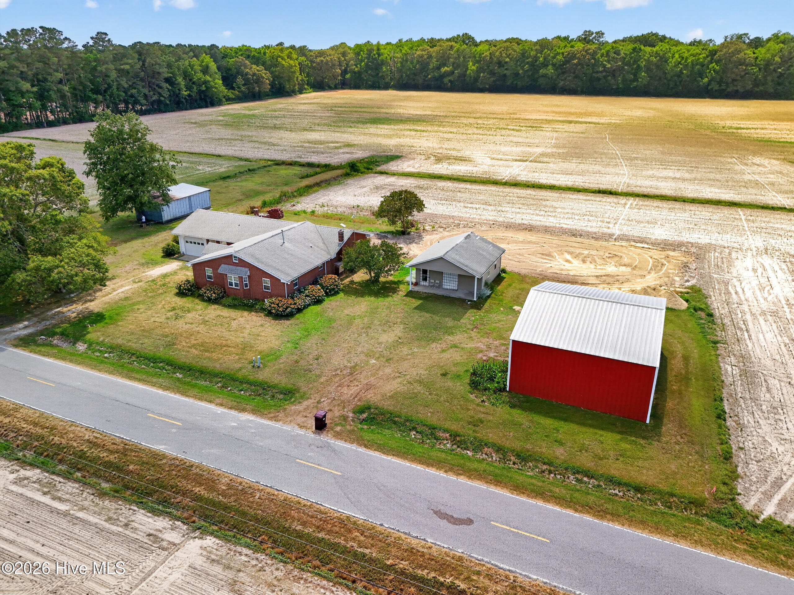 main property photo 3