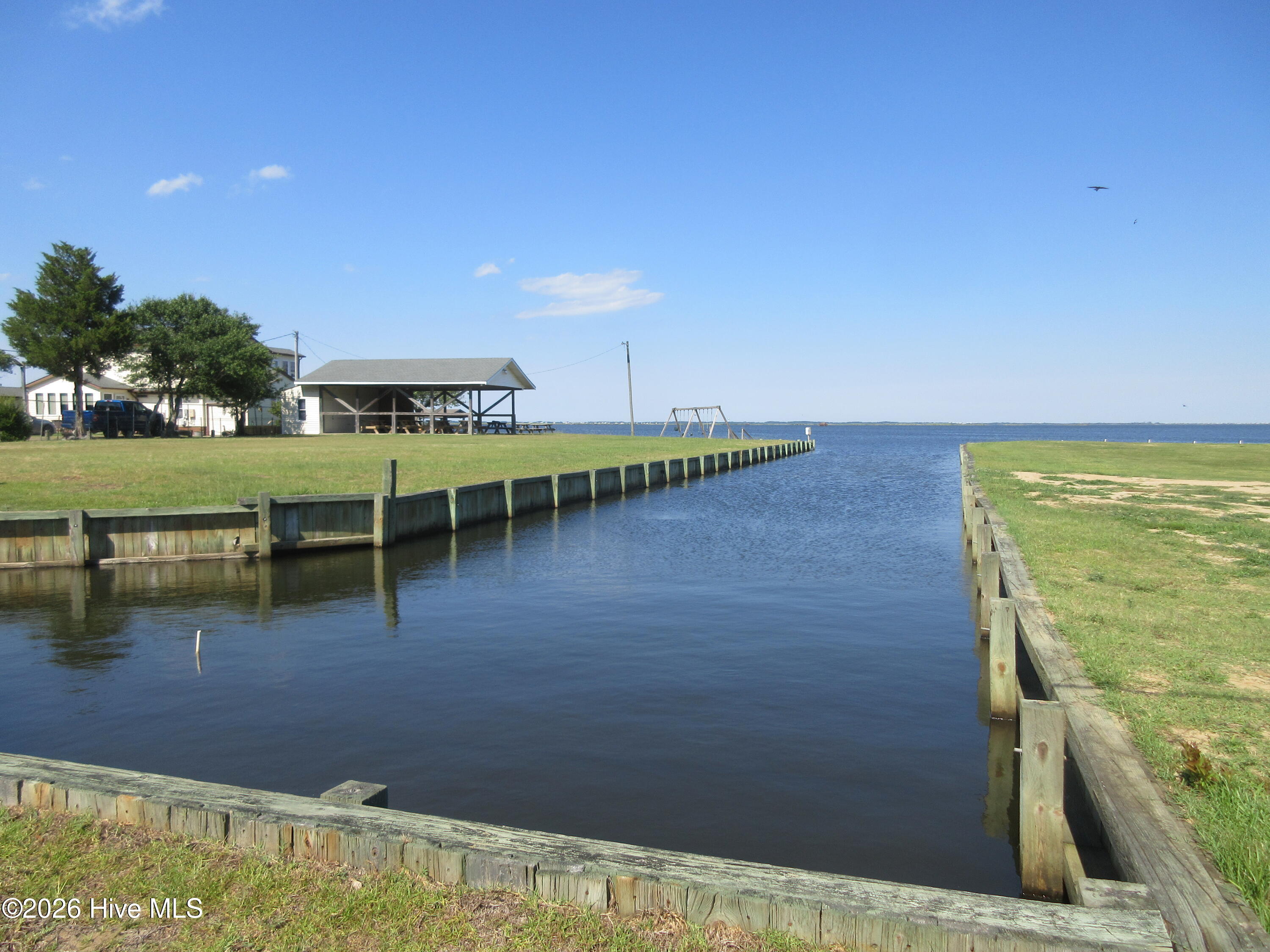 main property photo 26