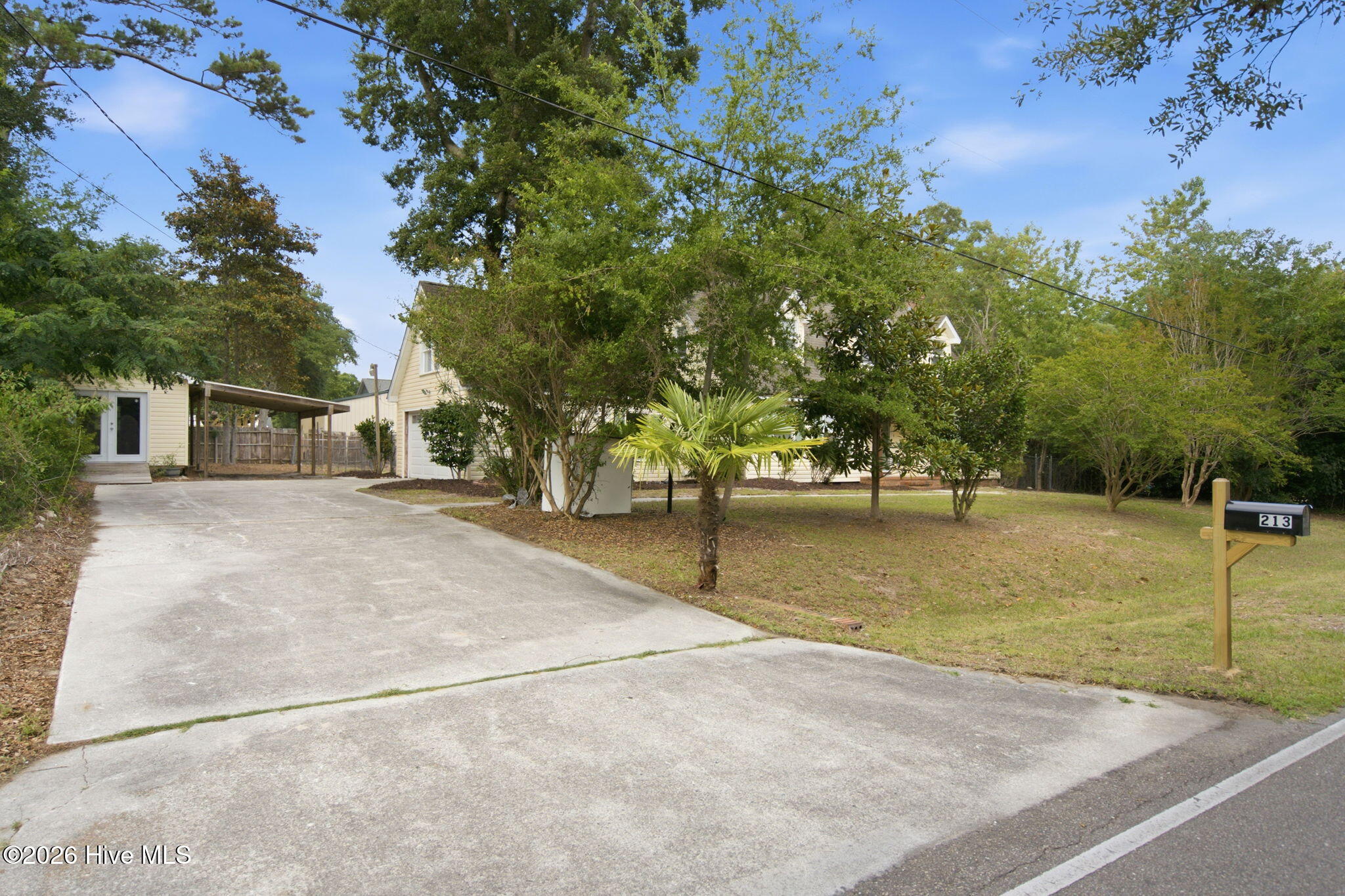 main property photo 4