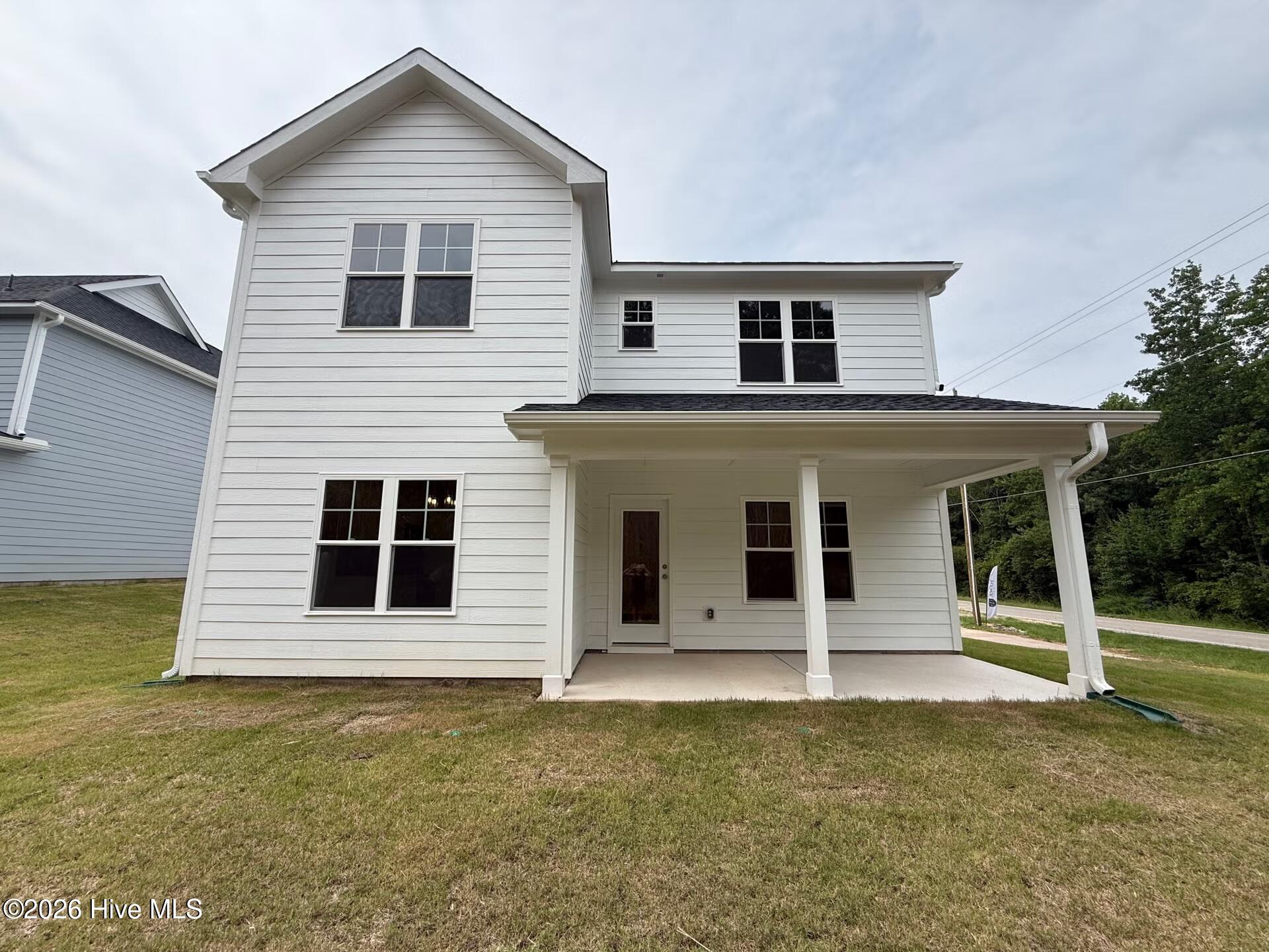 main property photo 16