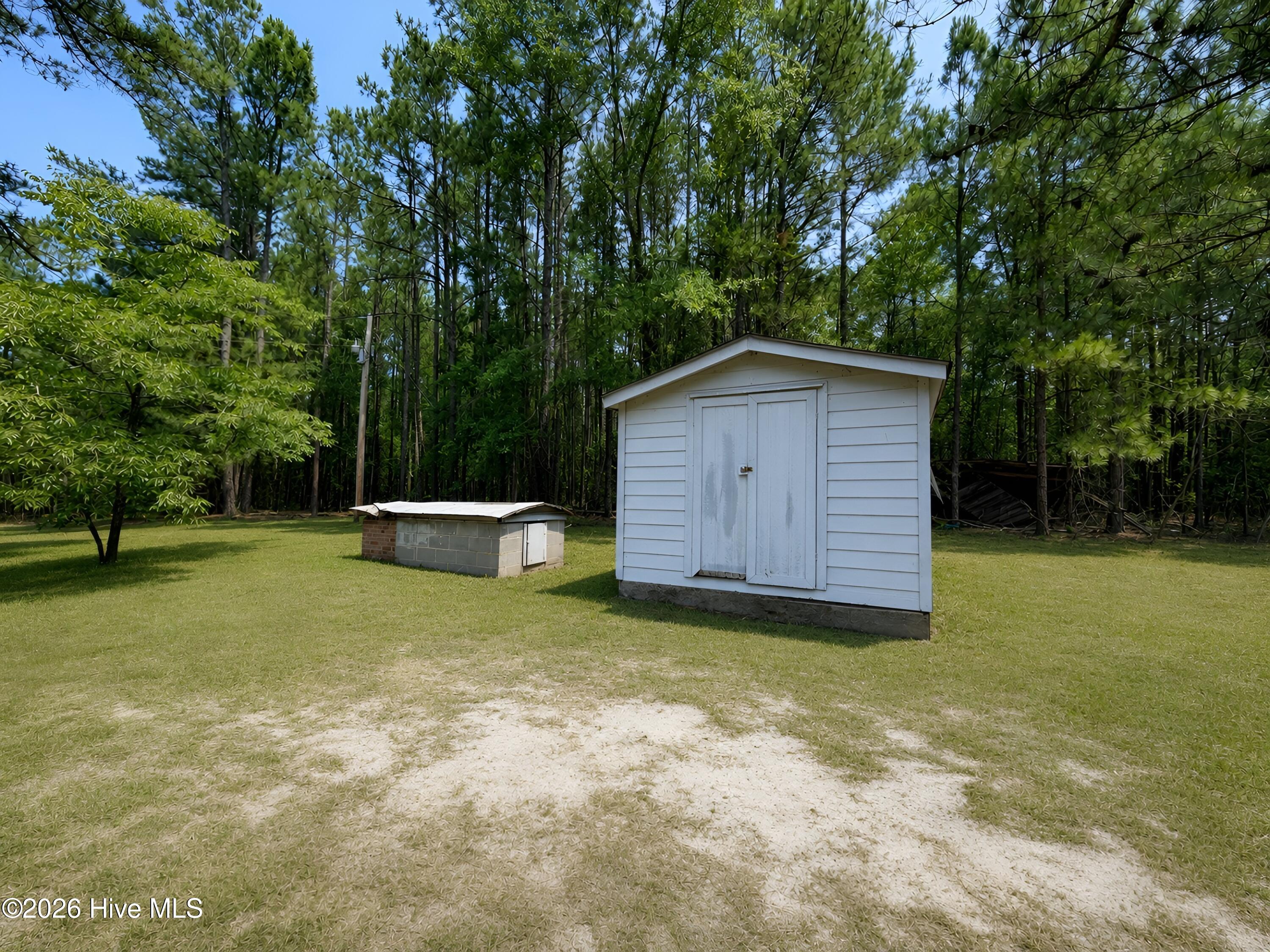 main property photo 17