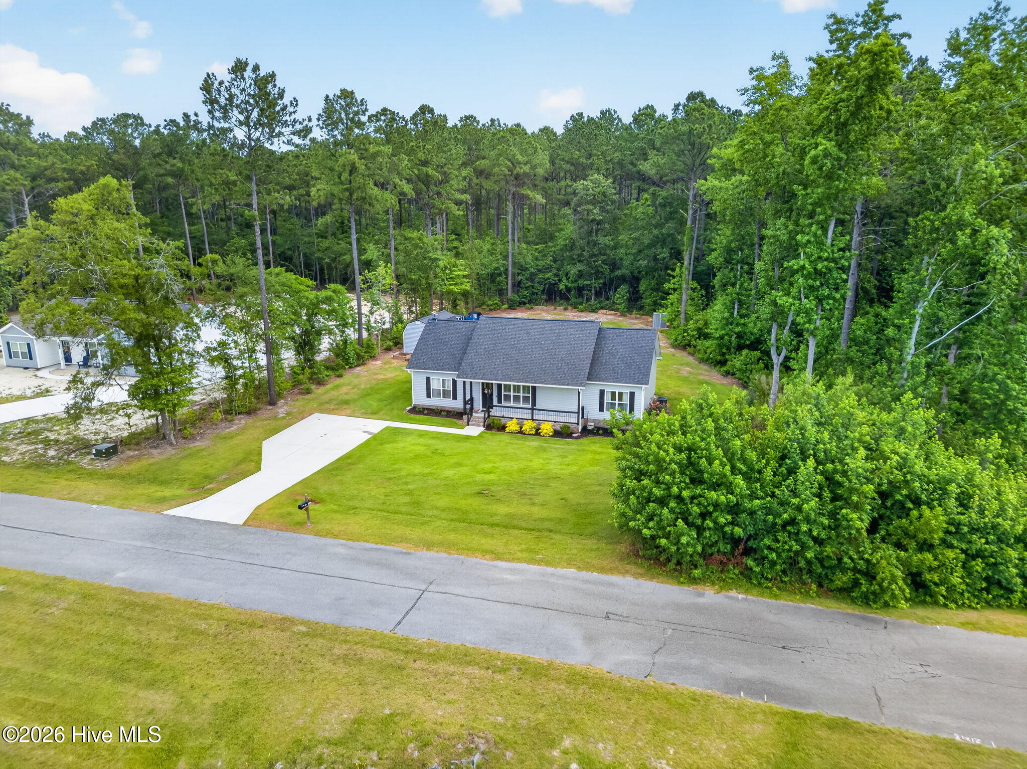 main property photo 38