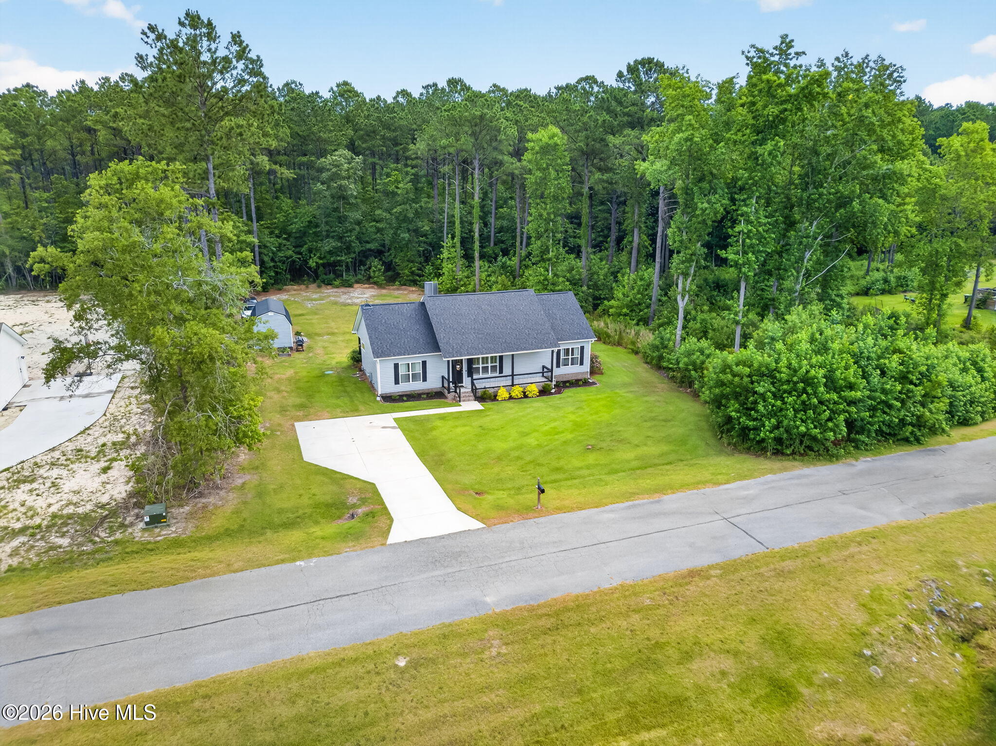 main property photo 39