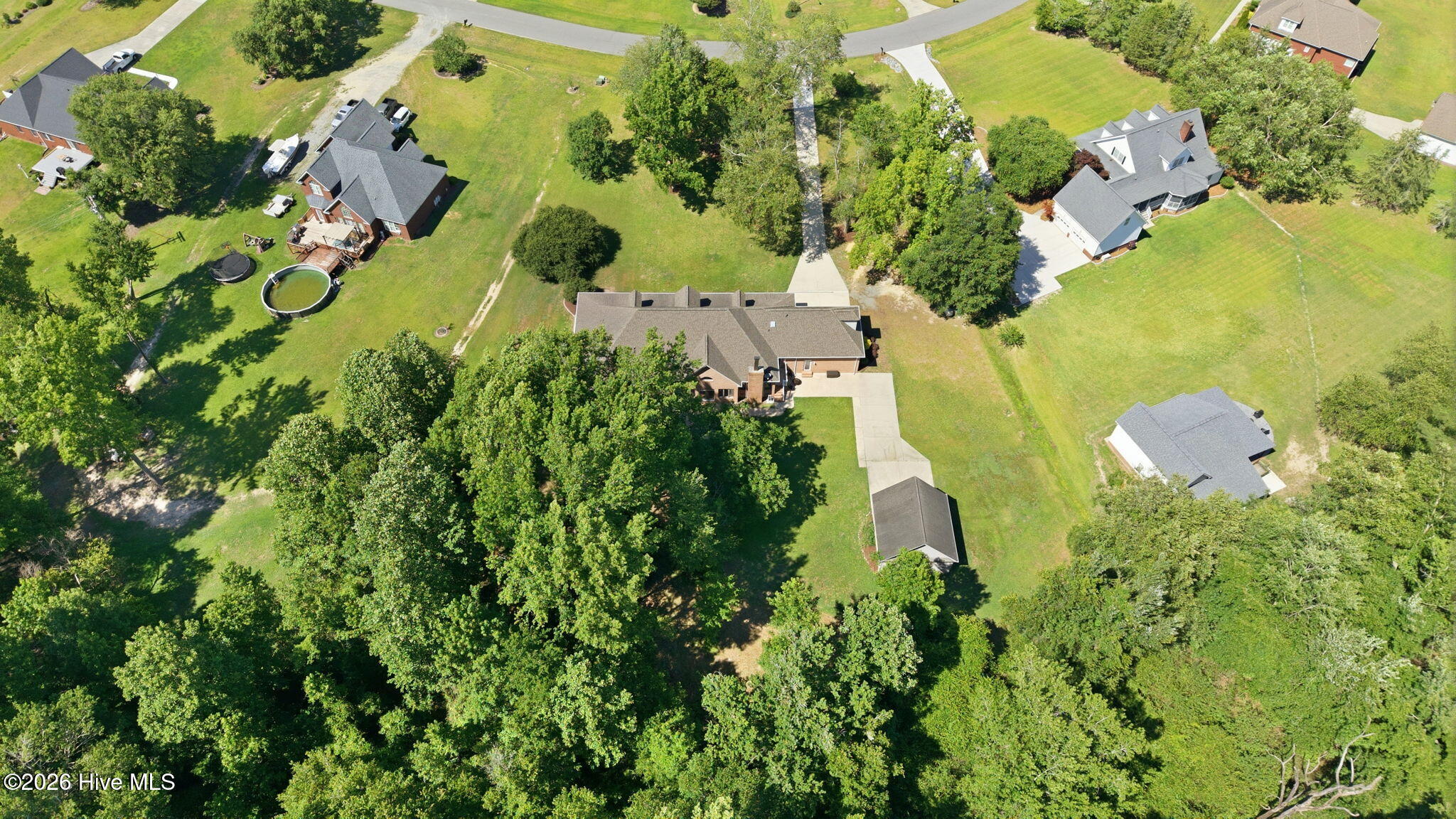 main property photo 46