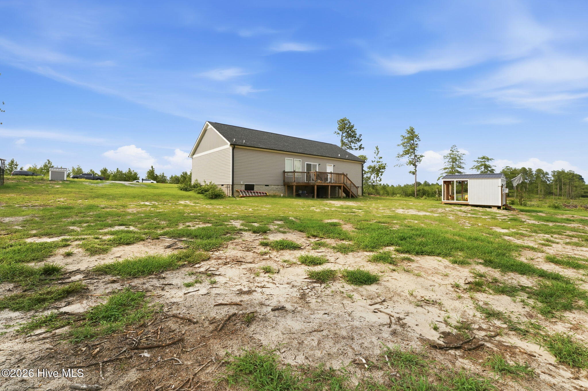 main property photo 11
