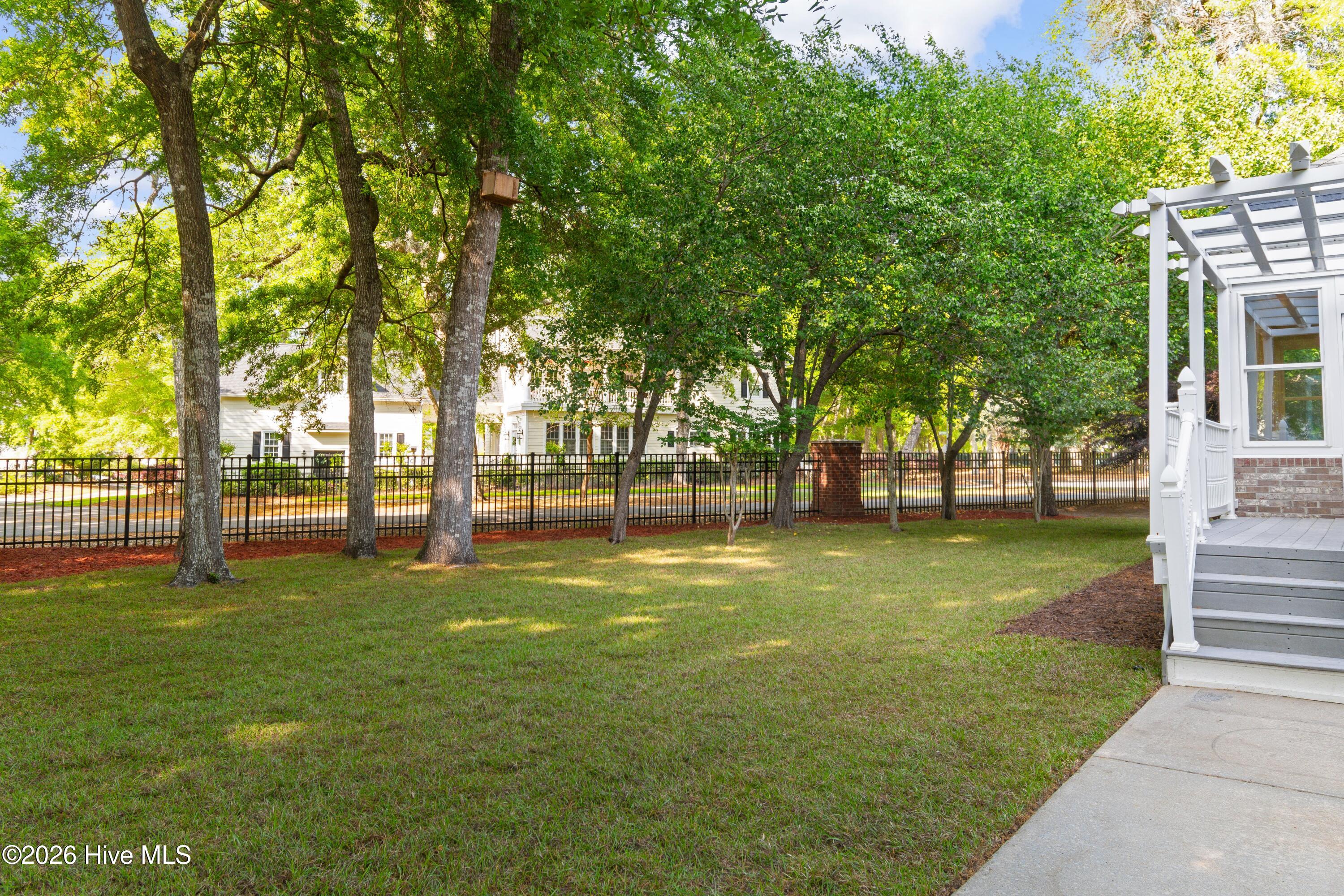 main property photo 45